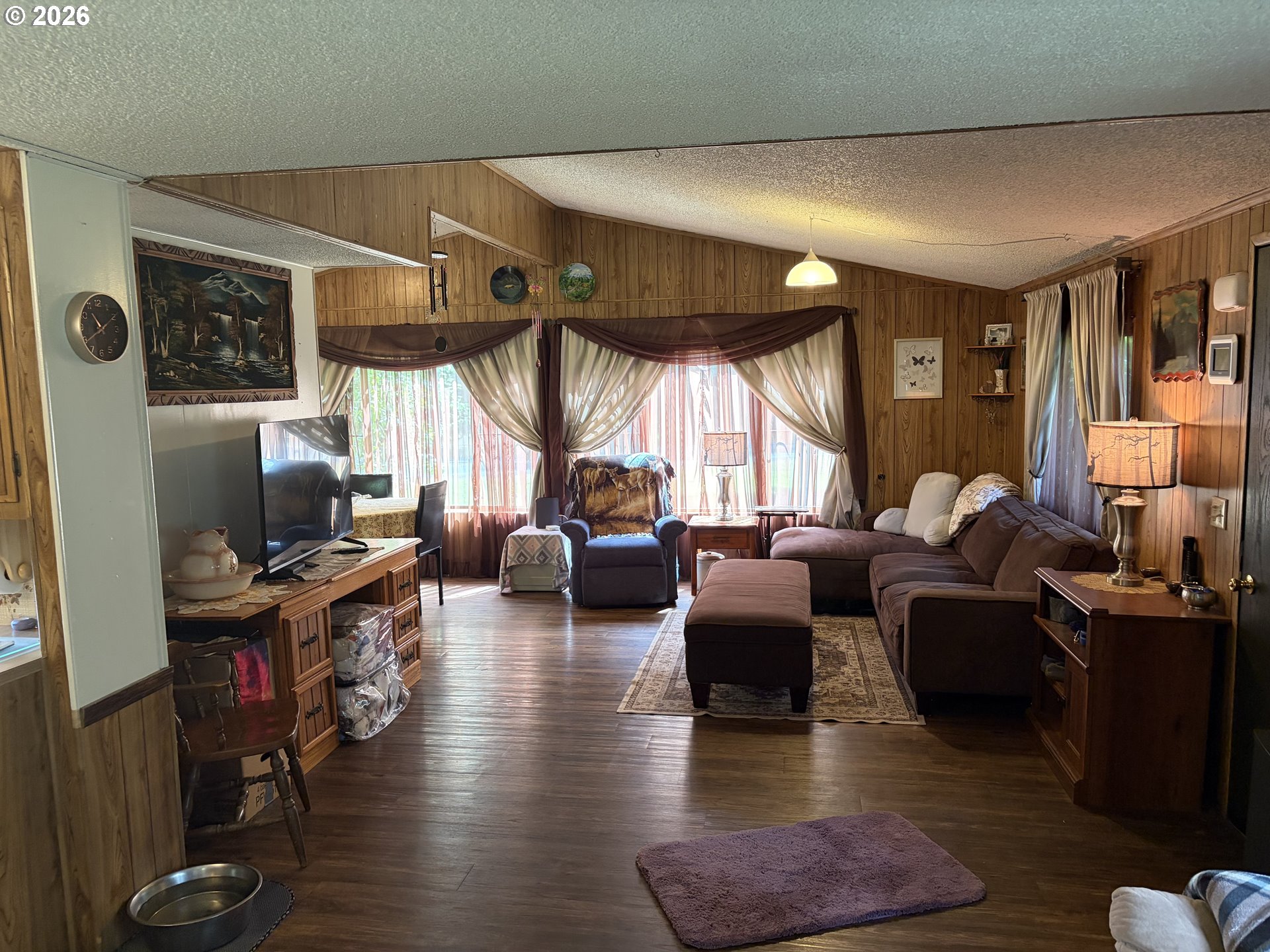 Property photo 9 of 23
