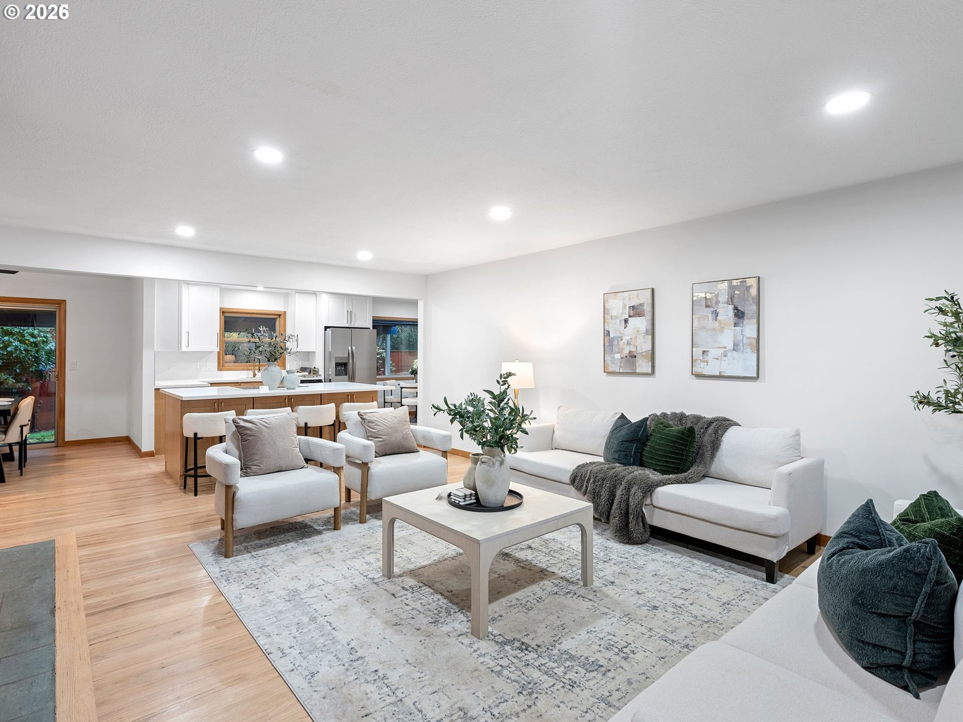 1760 KILKENNY DR, Lake Oswego, OR, 97034 1760 KILKENNY DR, Lake Oswego, OR, 97034