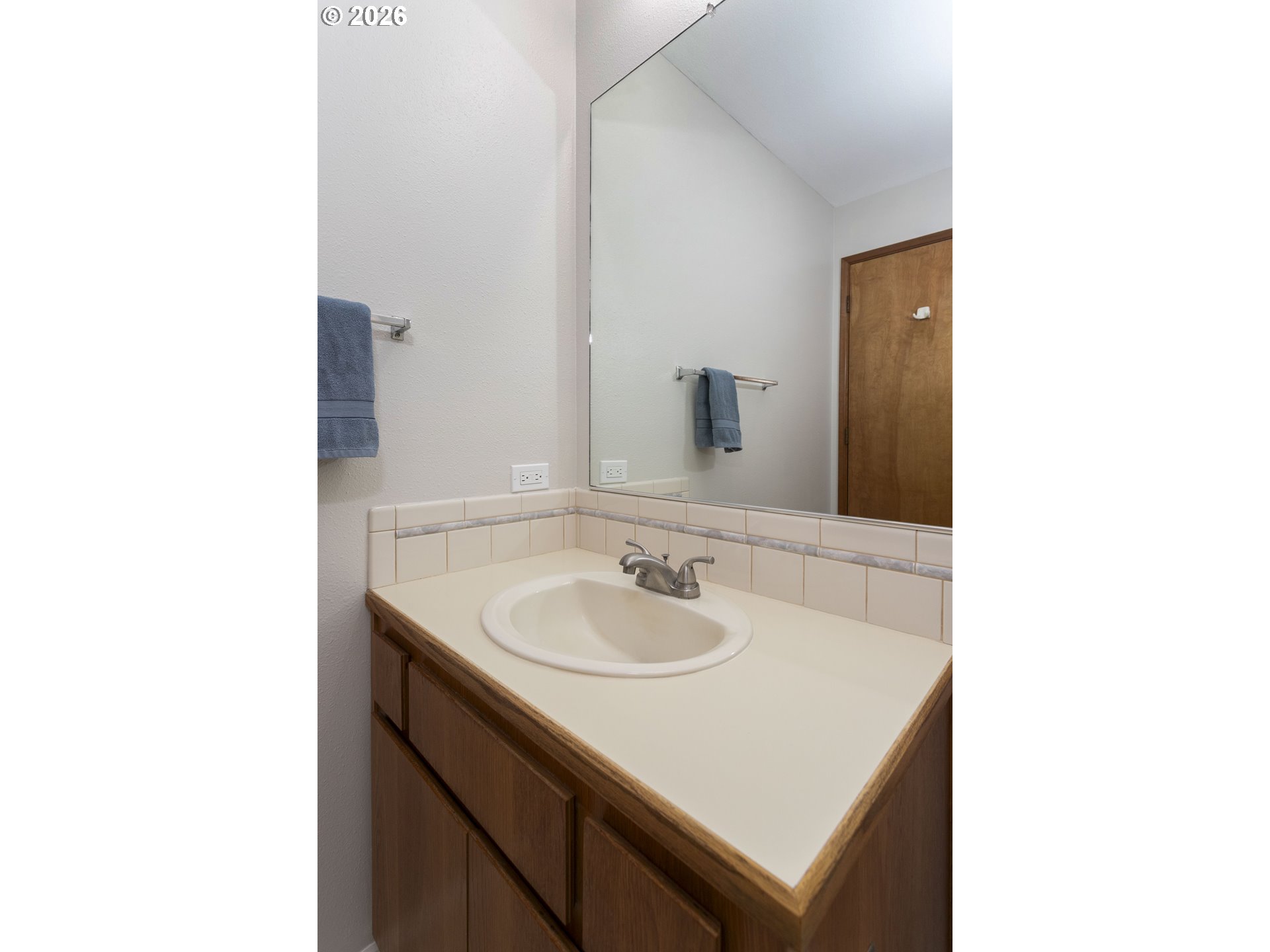 Photo #24: 664521354 Listing: Photo #24