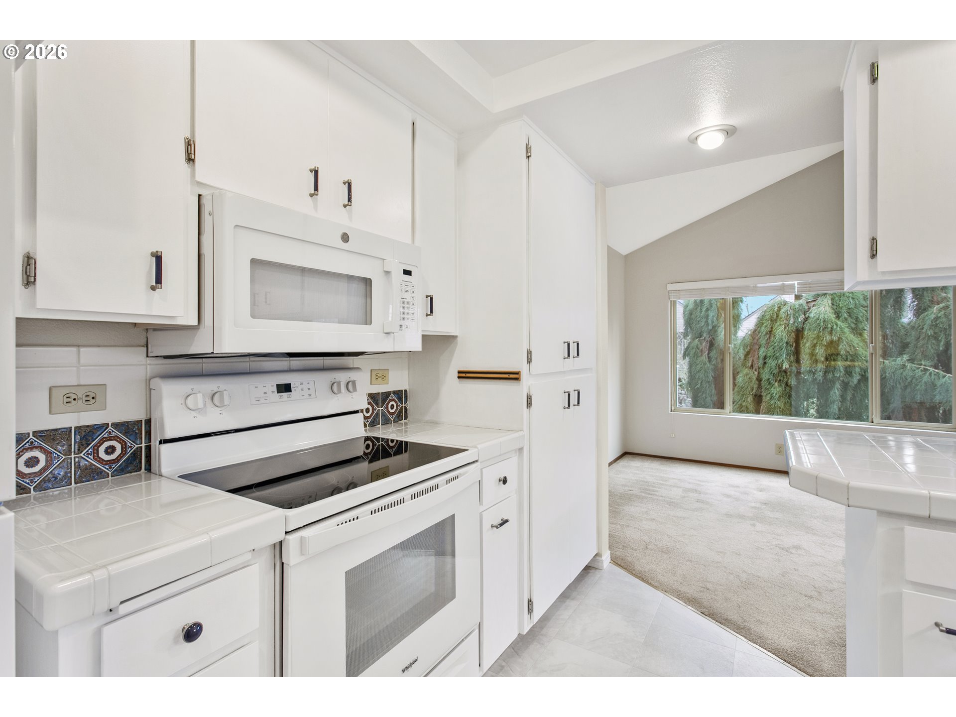 Photo #13: 664521354 Listing: Photo #13