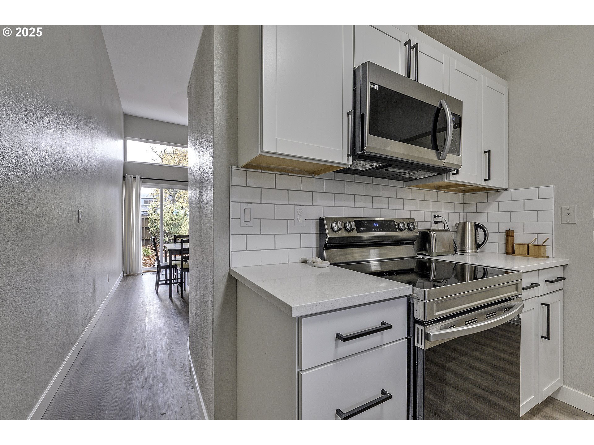 Photo #11: 665414318 Listing: Photo #11