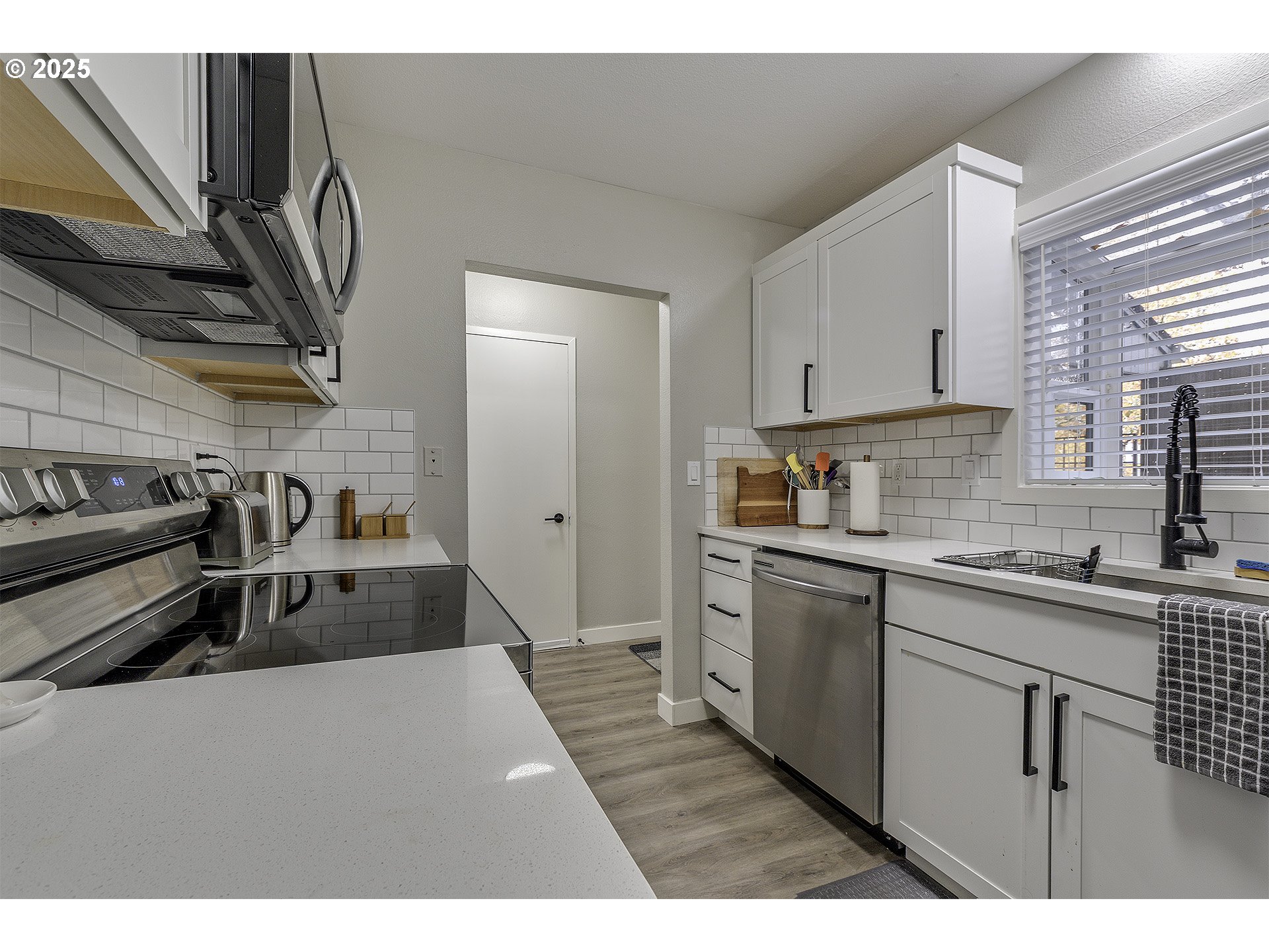 Photo #9: 665414318 Listing: Photo #9