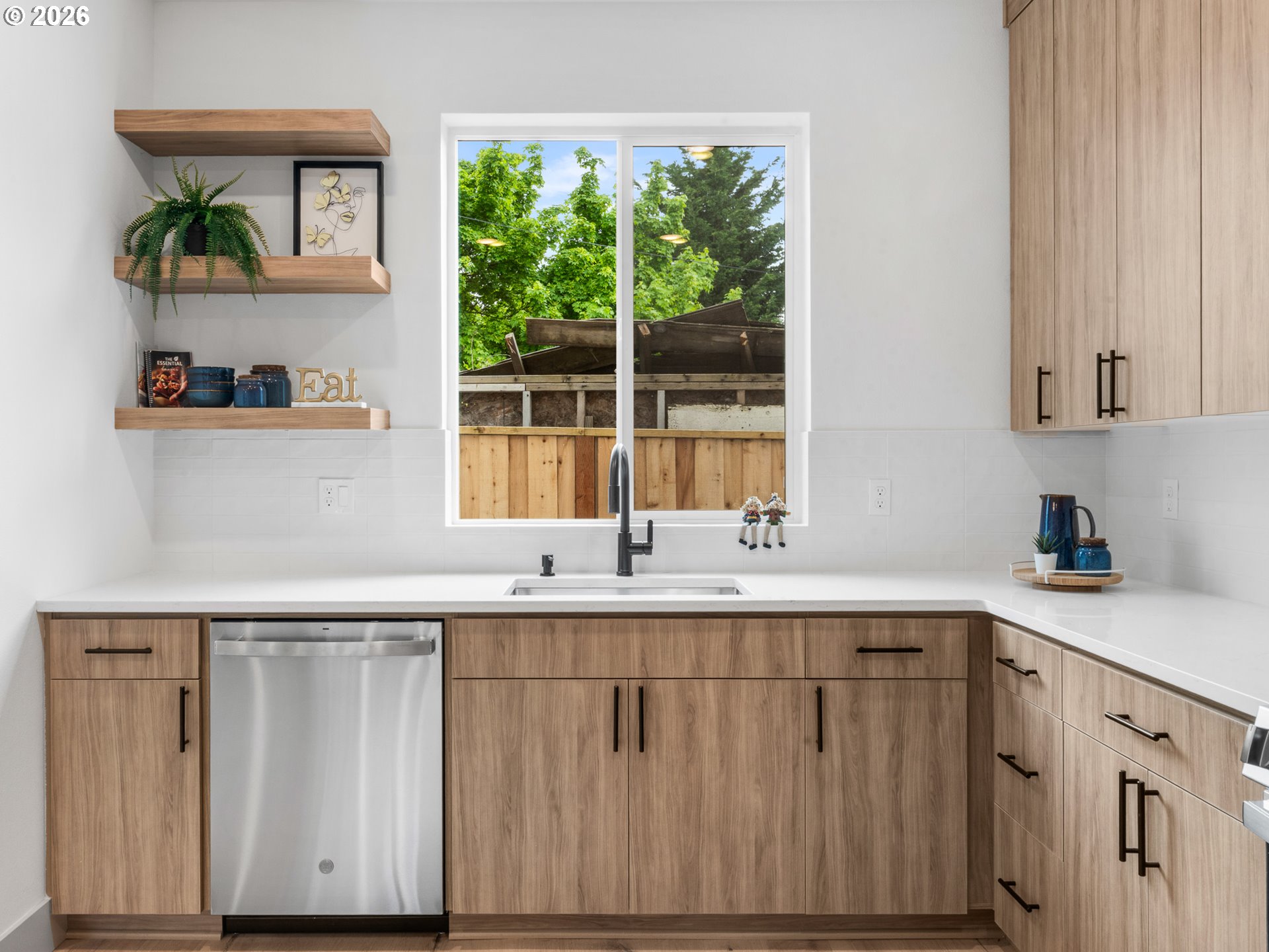 7379 N Mobile AVE, Portland, OR, 97217