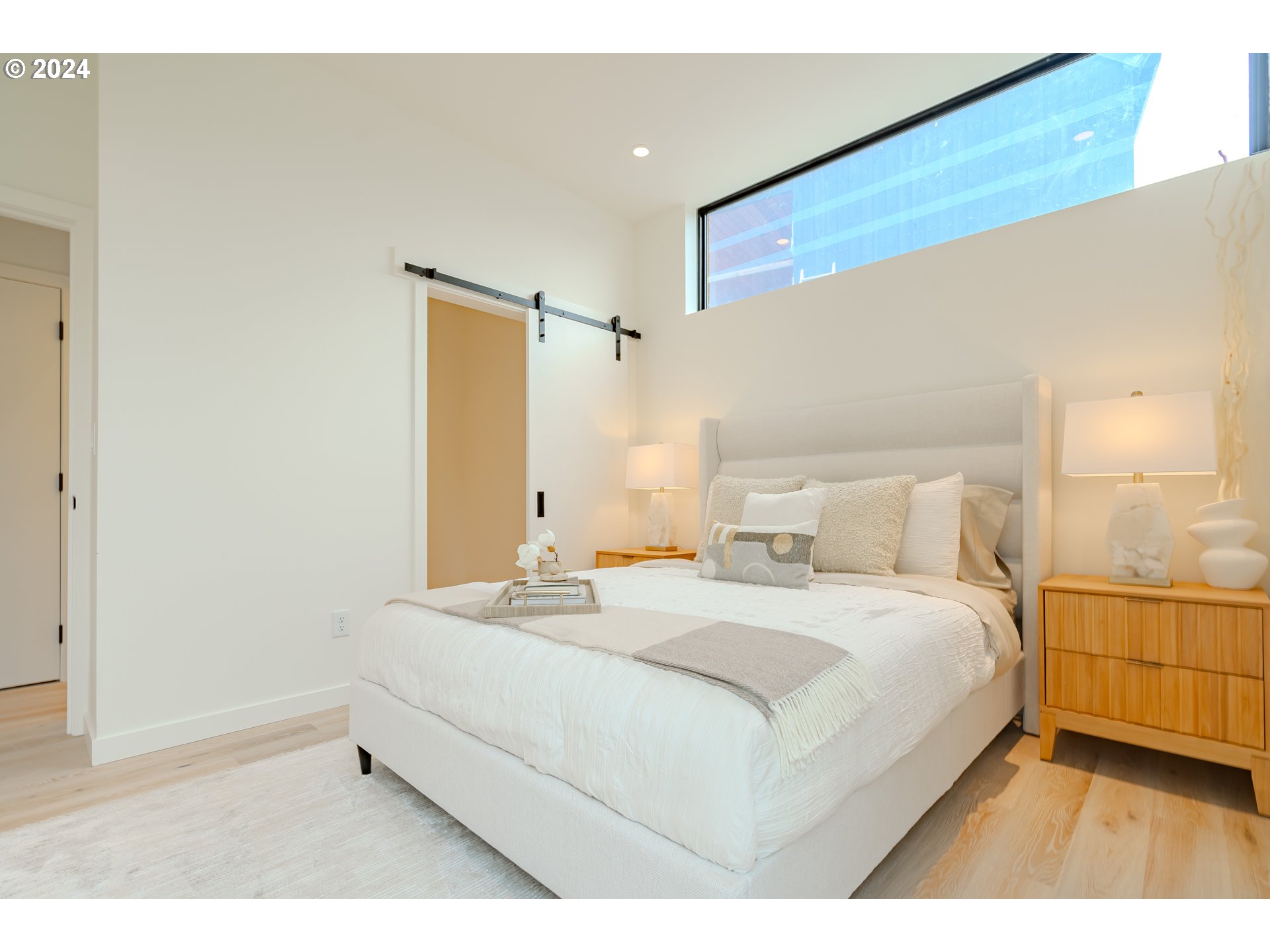 Photo #8: 667374870 Listing: Photo #8