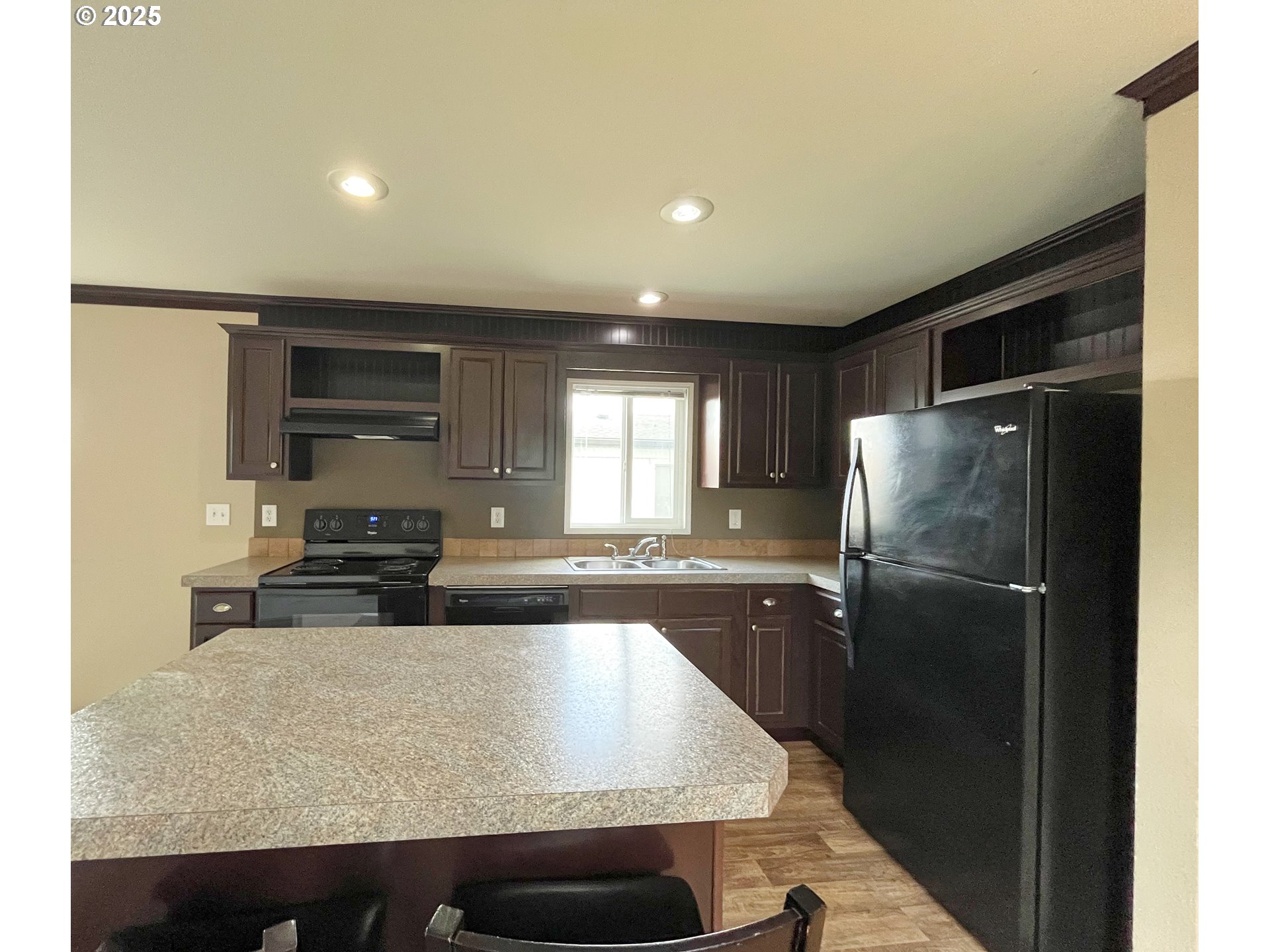 3564 E 2nd ST UNIT 33, The Dalles, OR, 97058