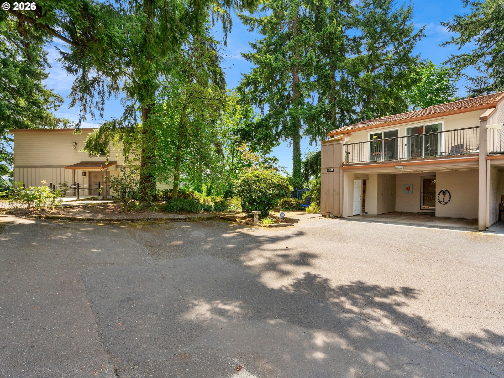 Photo #9: 667832864 Listing: Photo #9