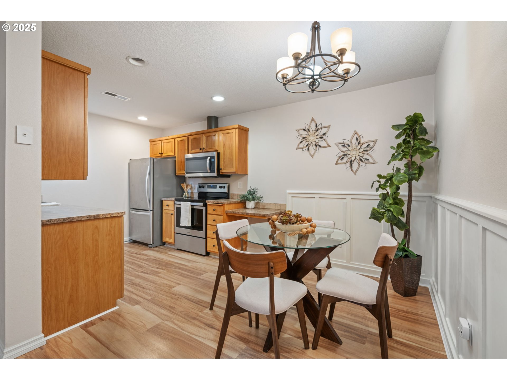 Photo #10: 669863400 Listing: Photo #10