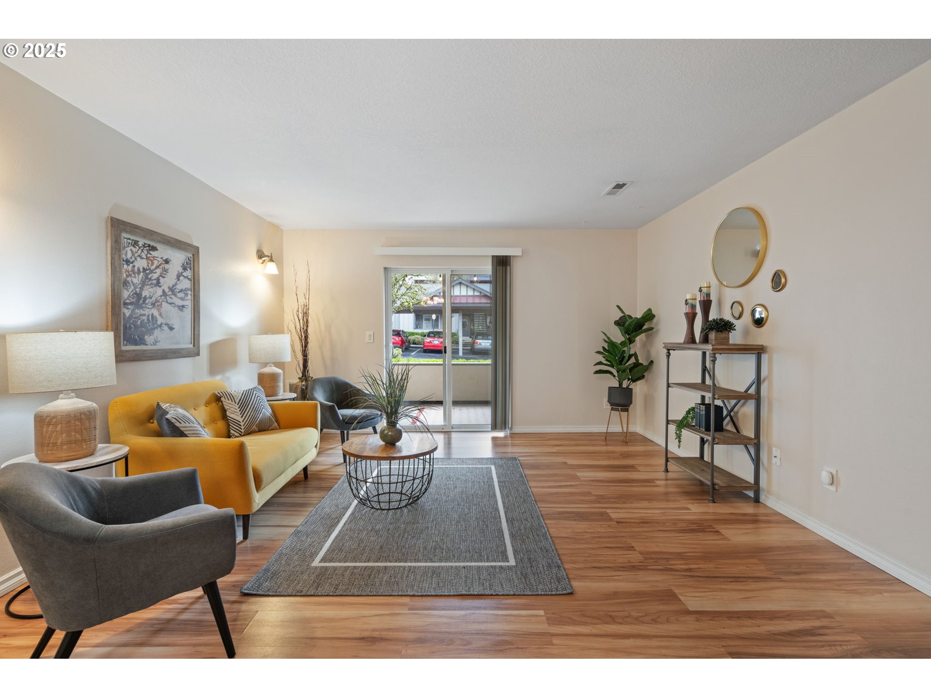 Photo #8: 669863400 Listing: Photo #8