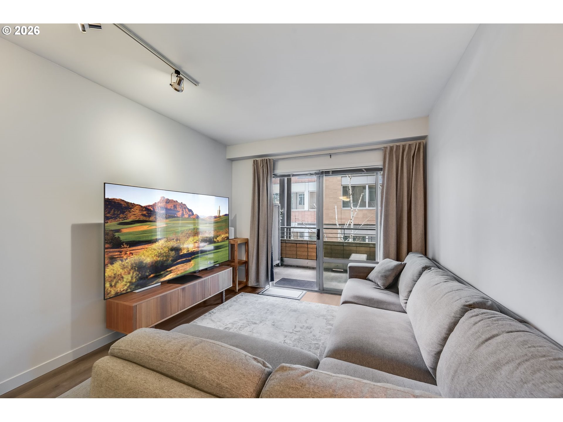 Photo #10: 670277329 Listing: Photo #10