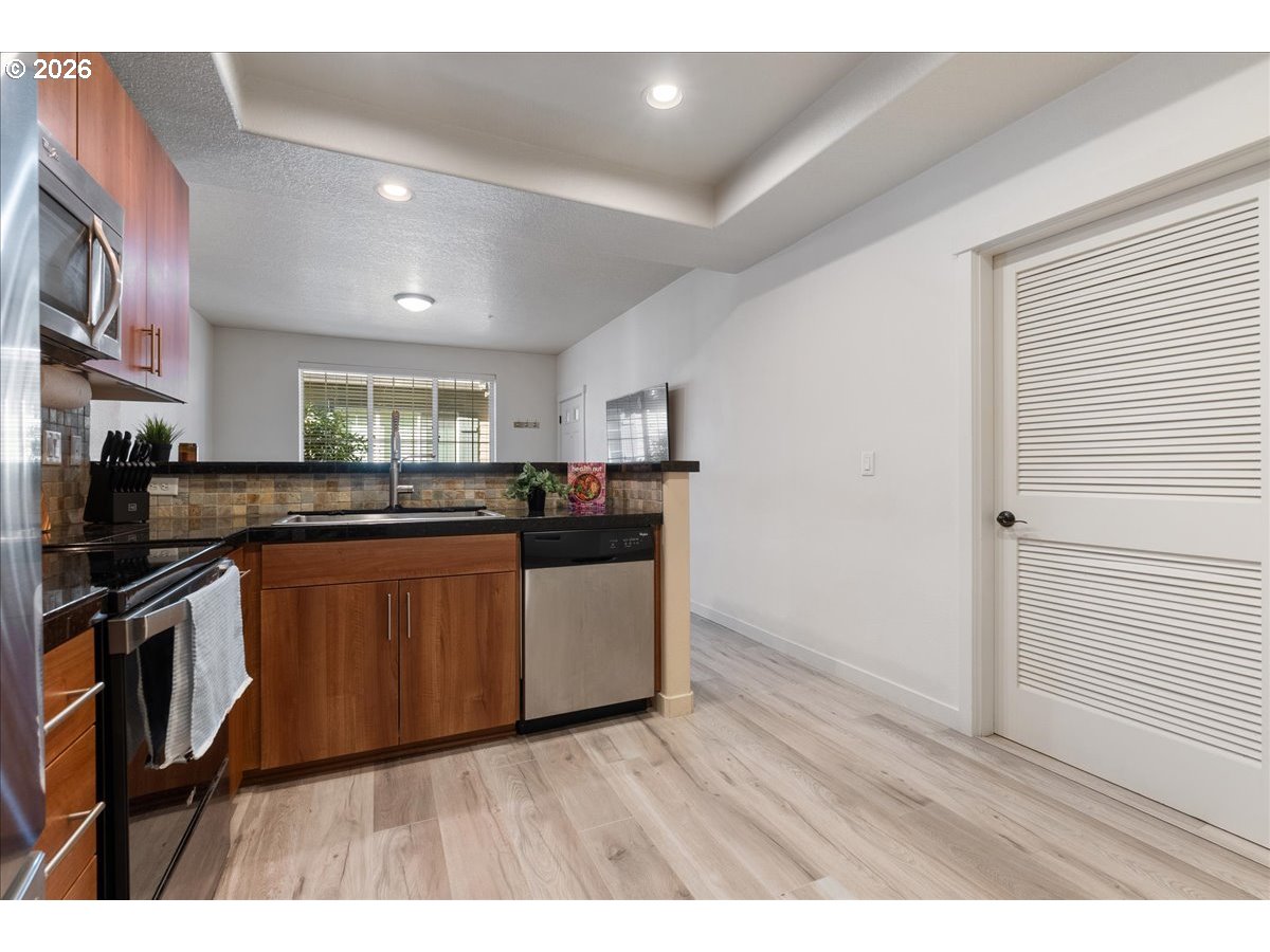 Photo #18: 670905094 Listing: Photo #18