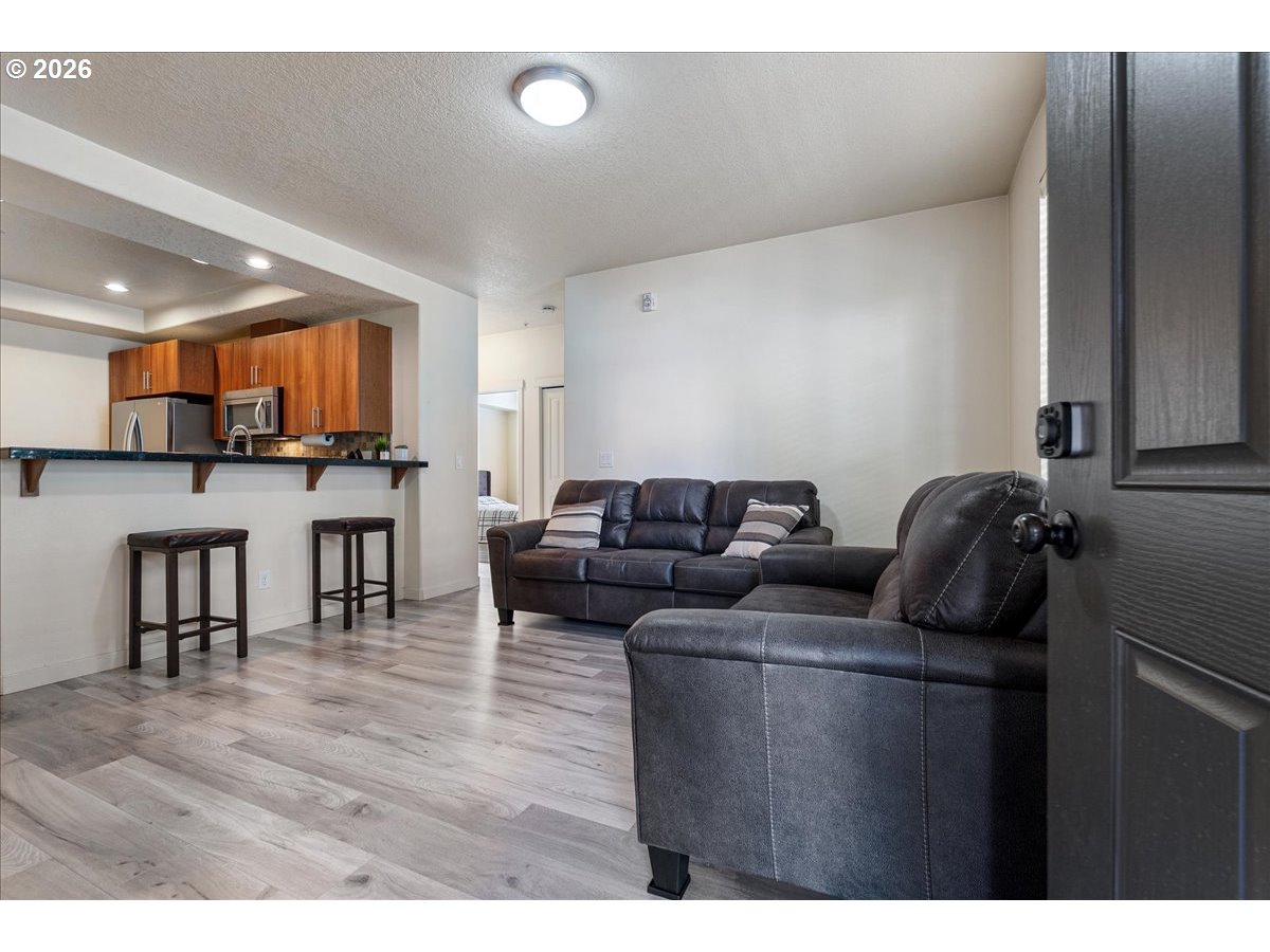 Photo #7: 670905094 Listing: Photo #7