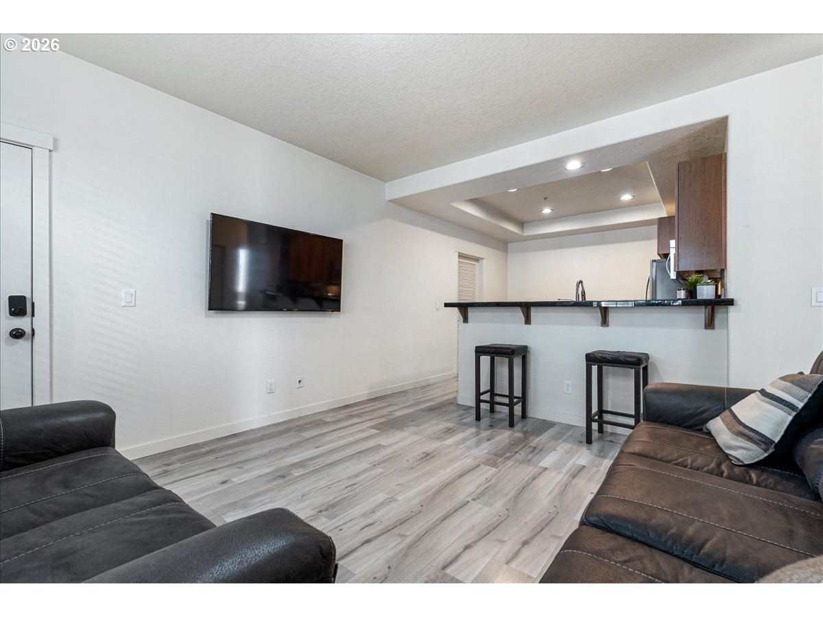 Photo #9: 670905094 Listing: Photo #9