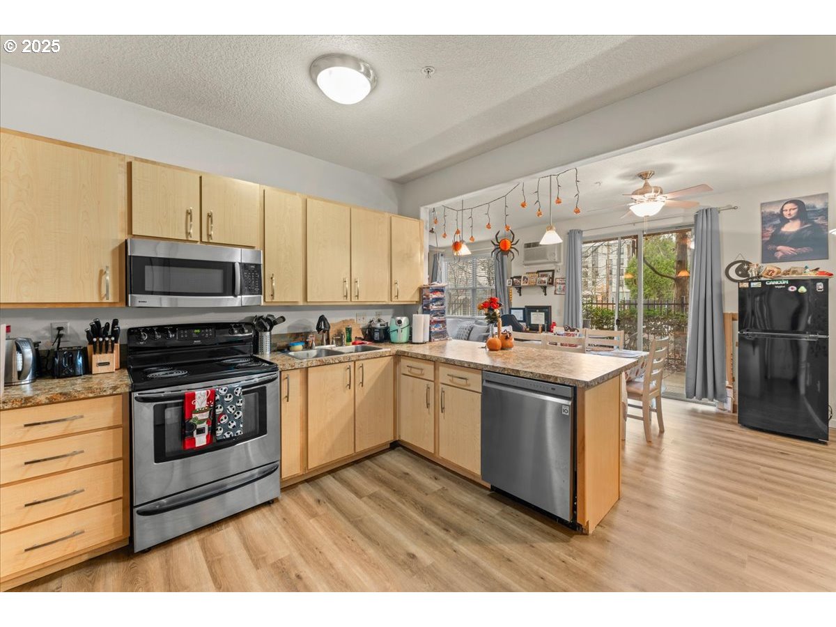 Photo #6: 671130951 Listing: Photo #6