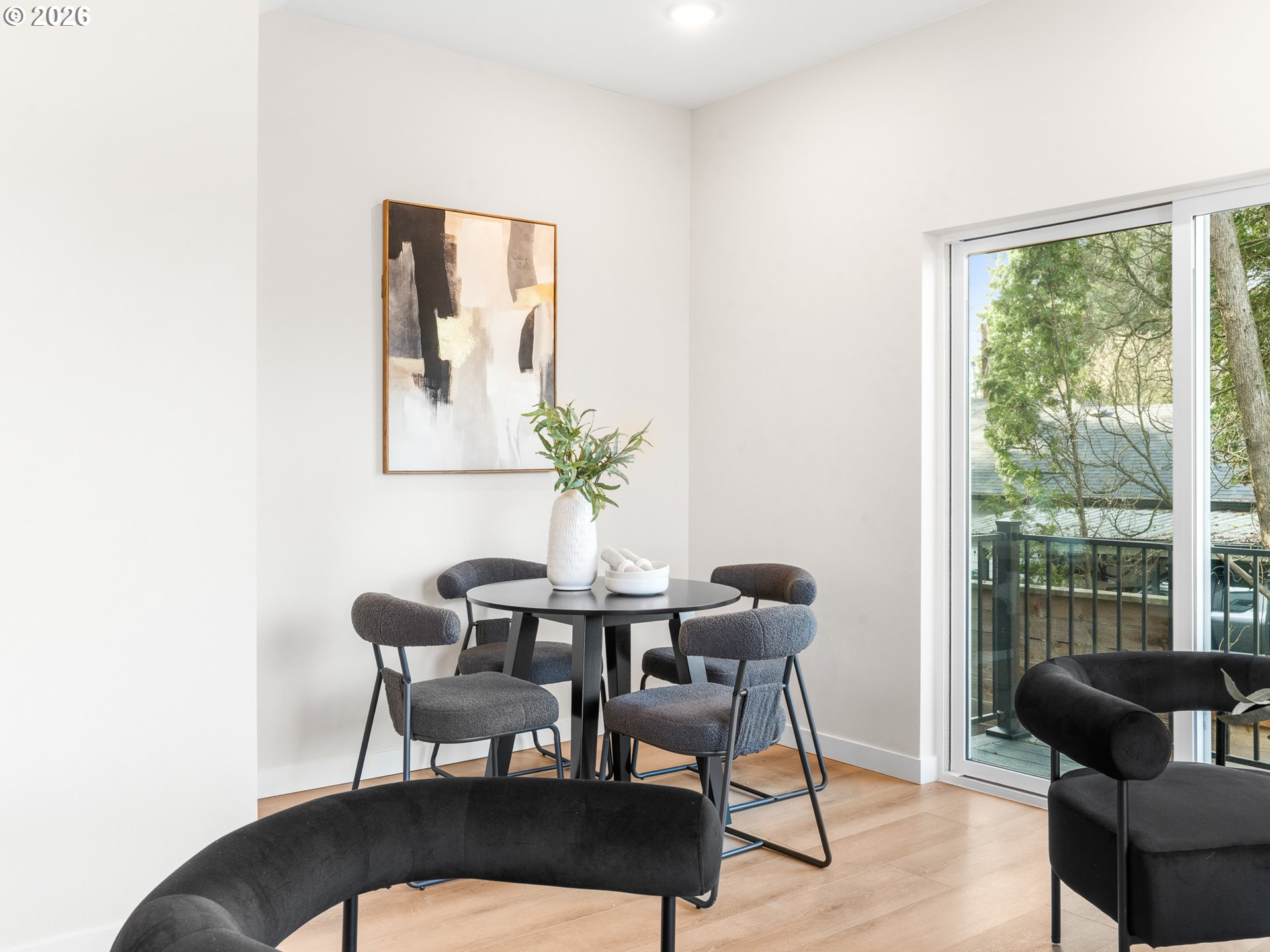 Photo #5: 671151934 Listing: Photo #5