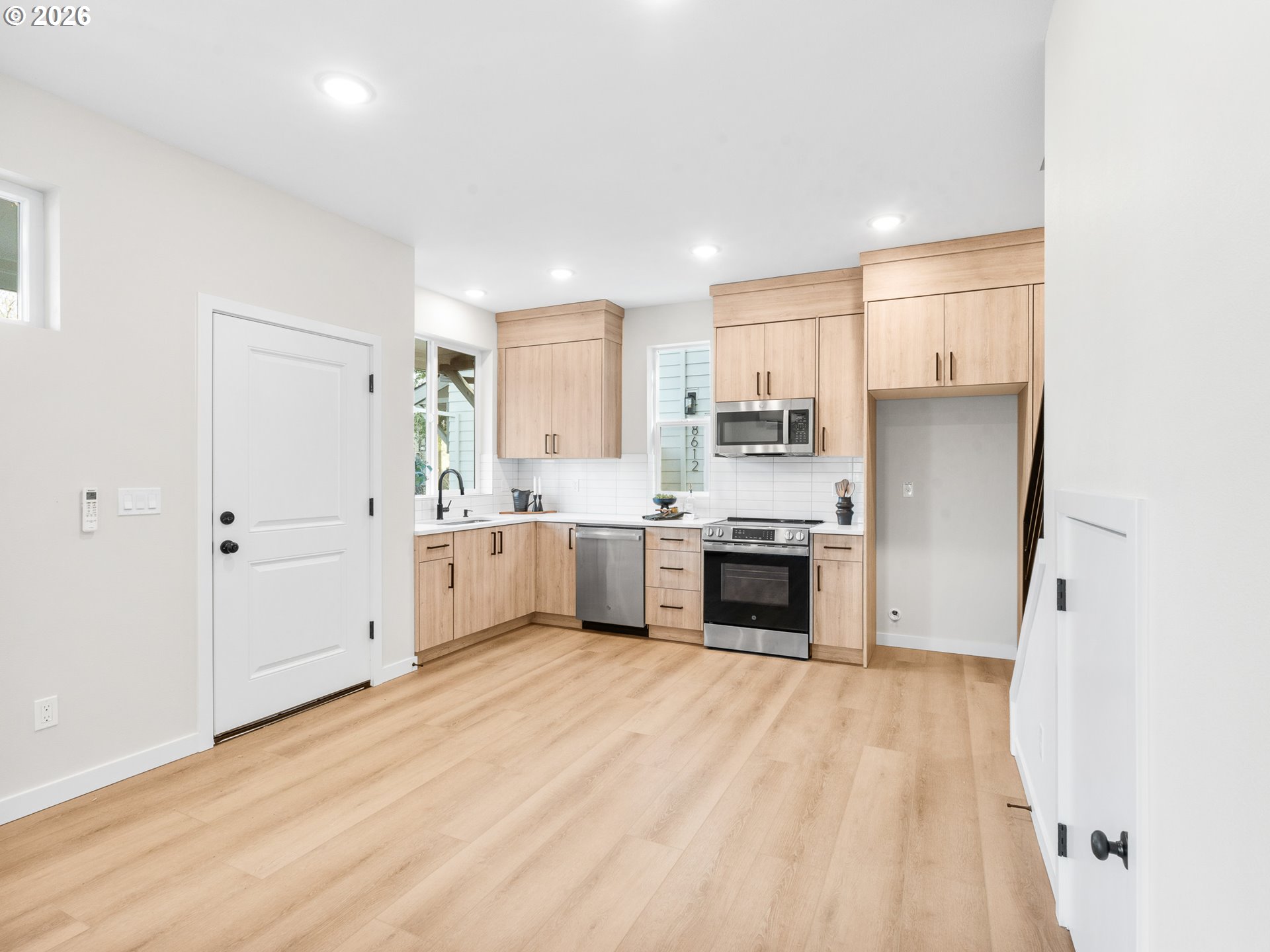 Photo #10: 671151934 Listing: Photo #10