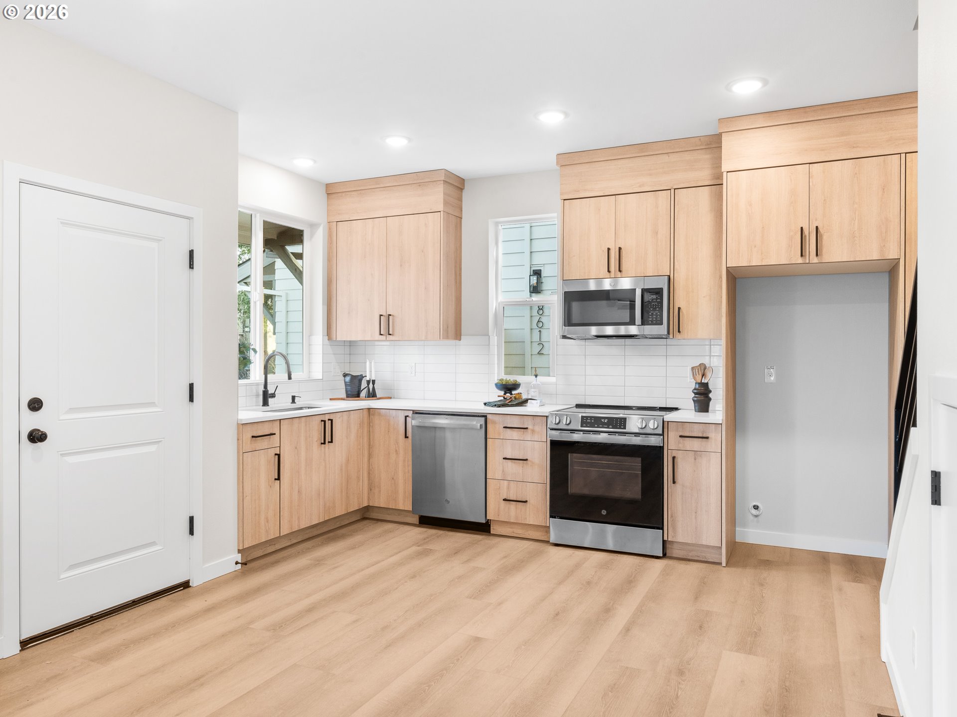 Photo #11: 671151934 Listing: Photo #11