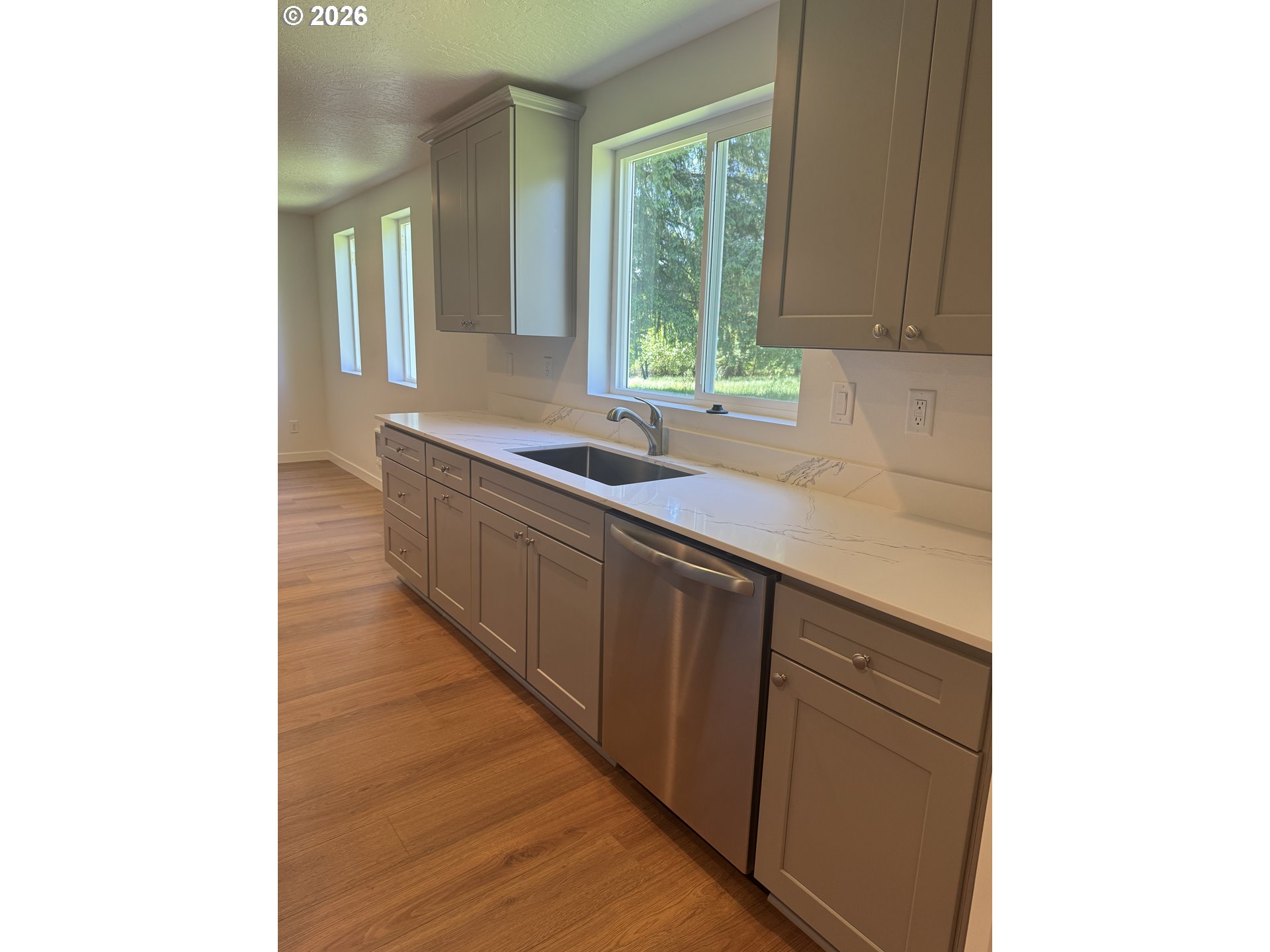 Property photo 11 of 33