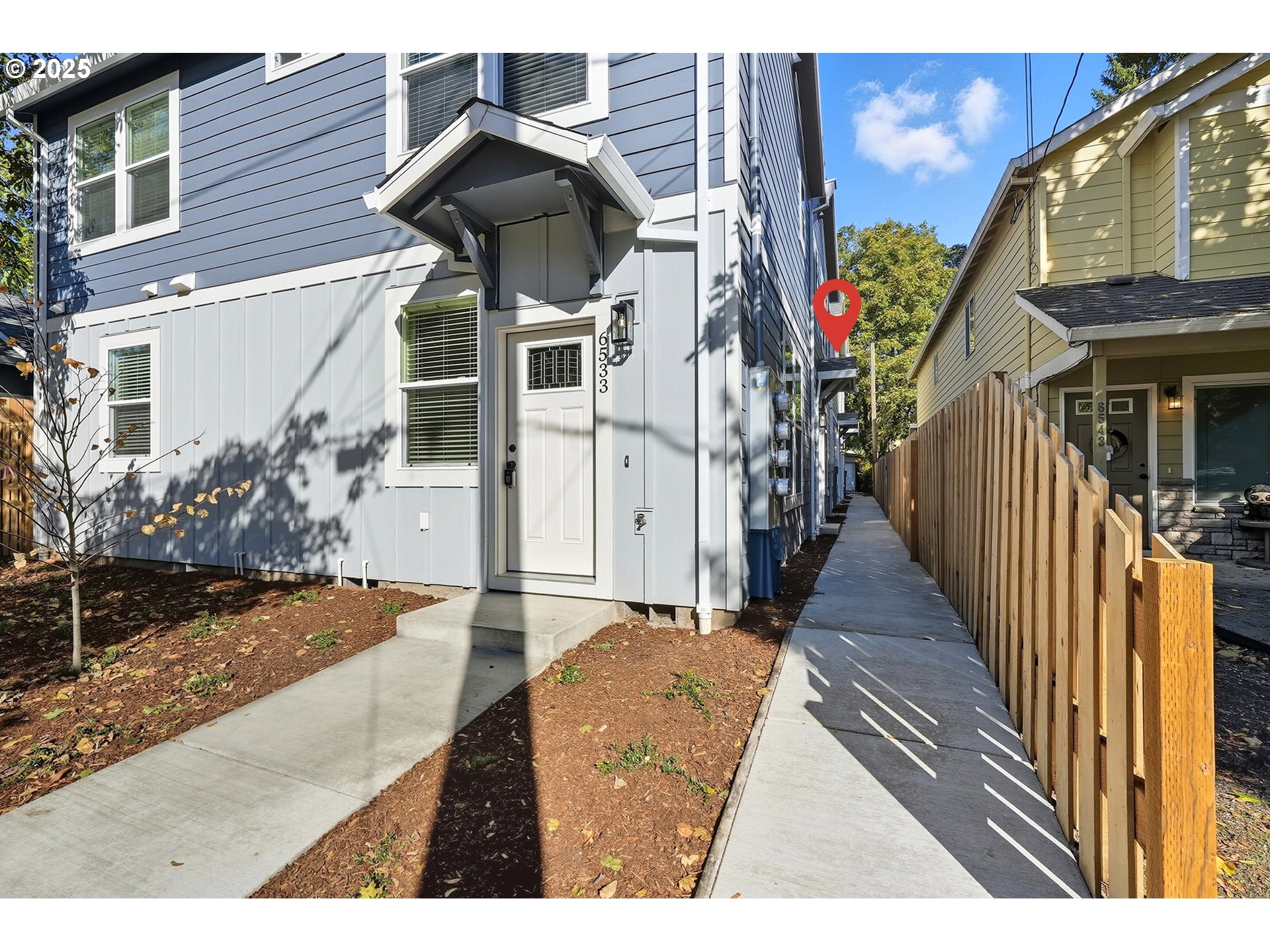 6537 SE WOODSTOCK BLVD, Portland OR 97206