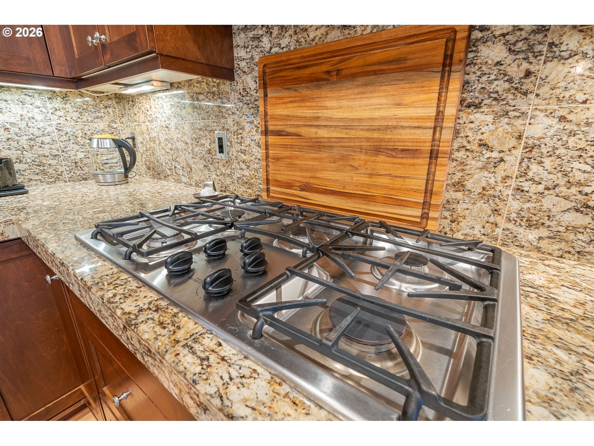 Photo #8: 672161664 Listing: Photo #8