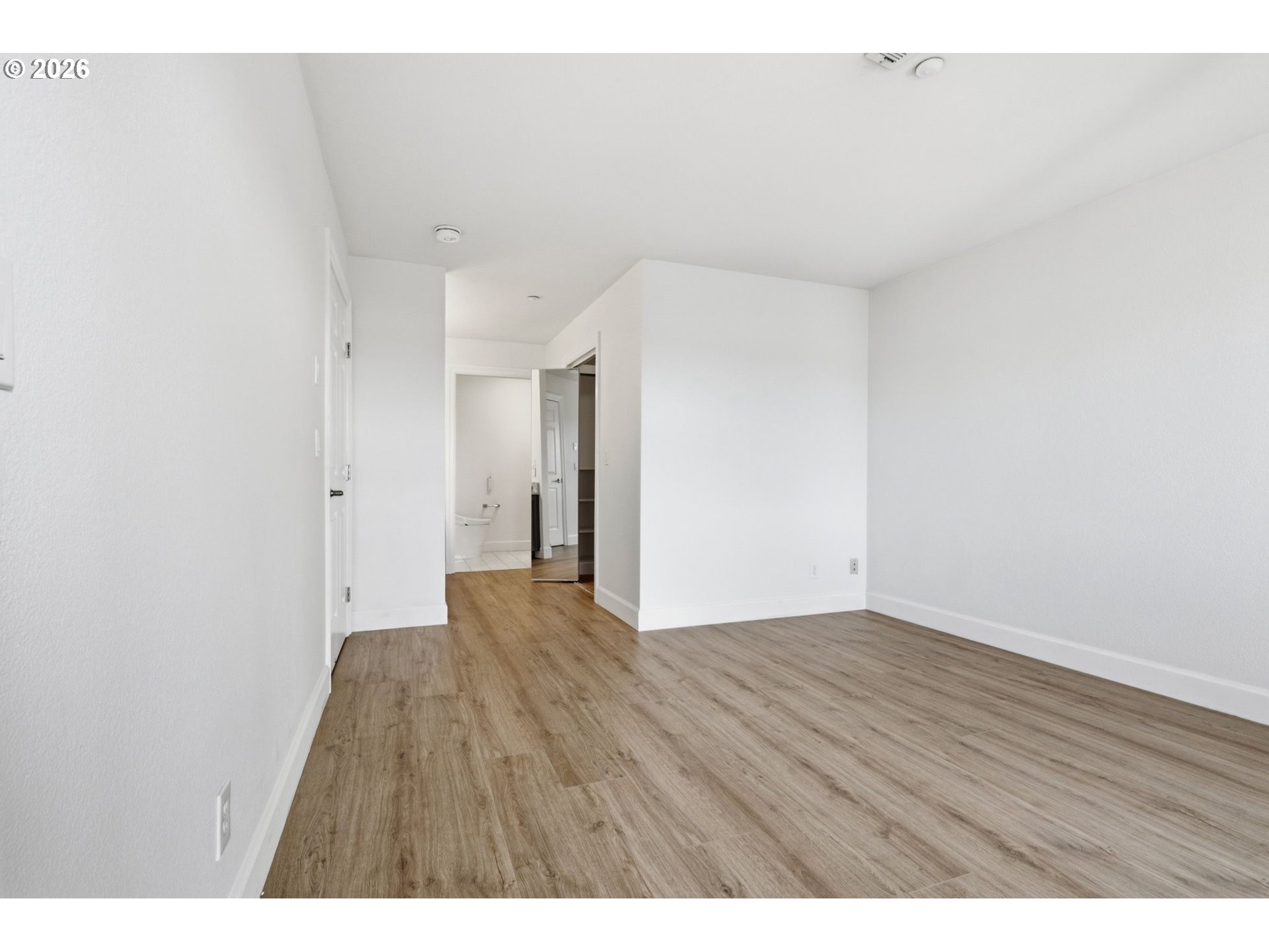 Photo #14: 672186473 Listing: Photo #14