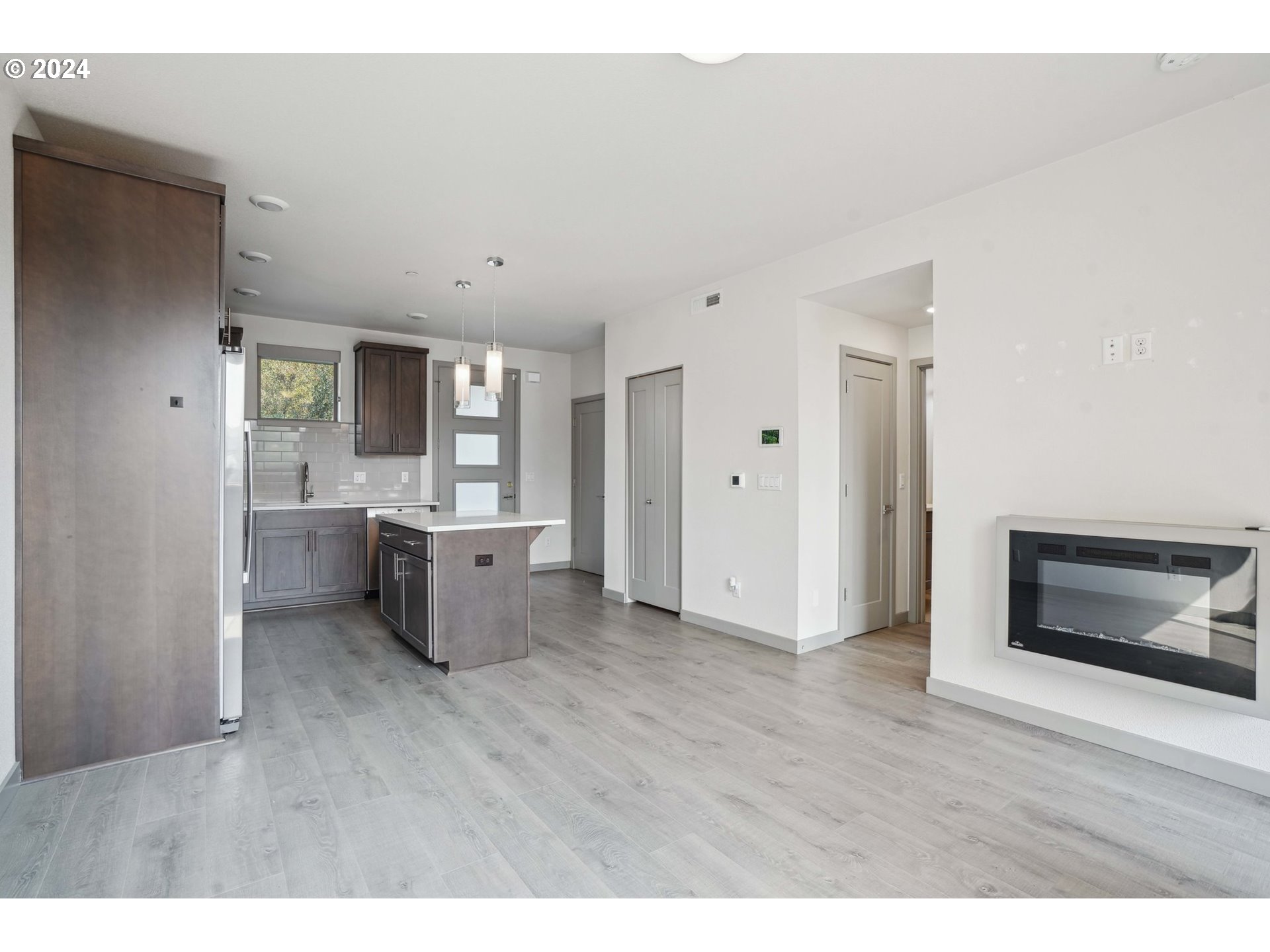 Photo #10: 672606941 Listing: Photo #10