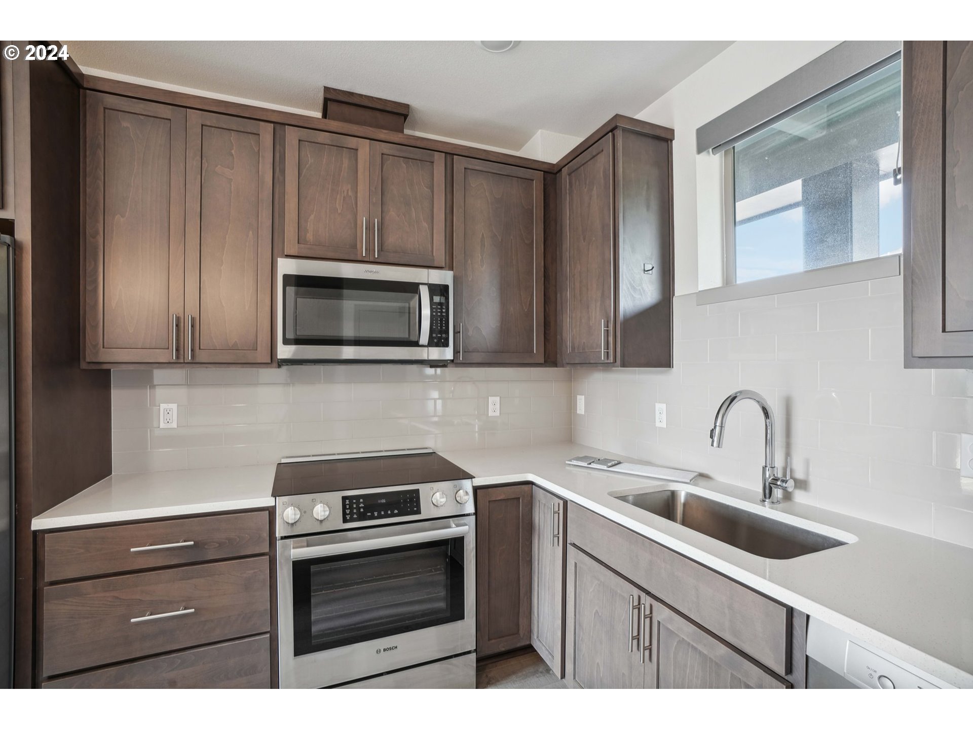 Photo #18: 672606941 Listing: Photo #18