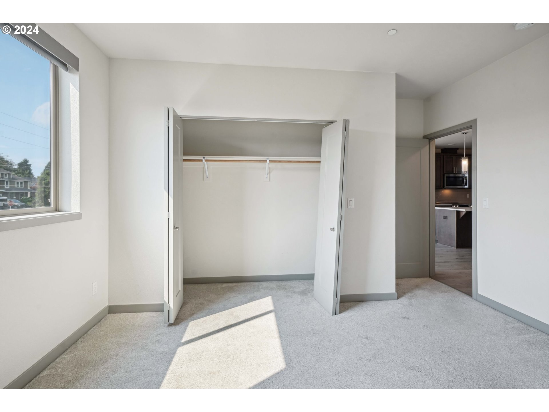 Photo #23: 672606941 Listing: Photo #23