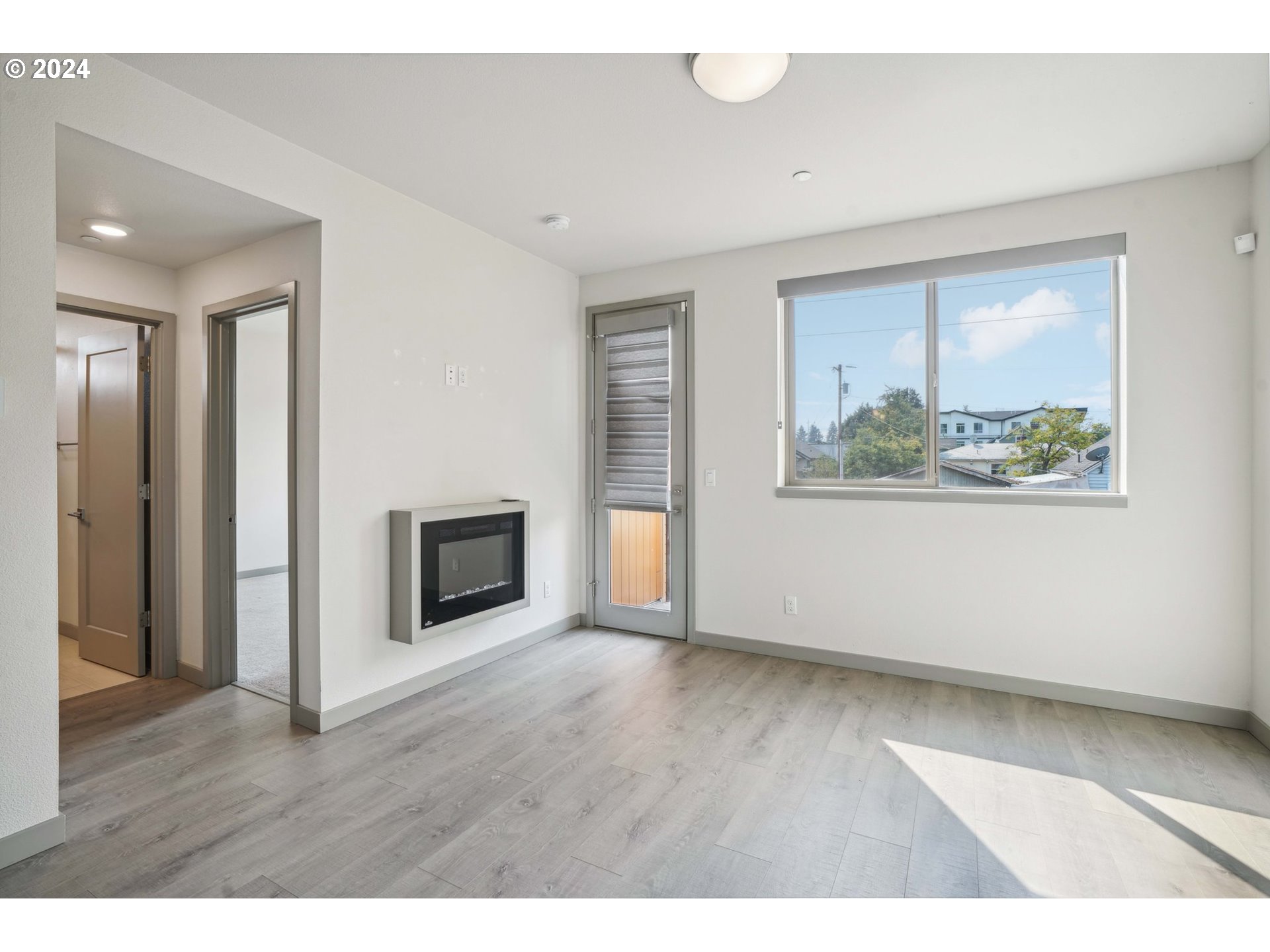 Photo #7: 672606941 Listing: Photo #7