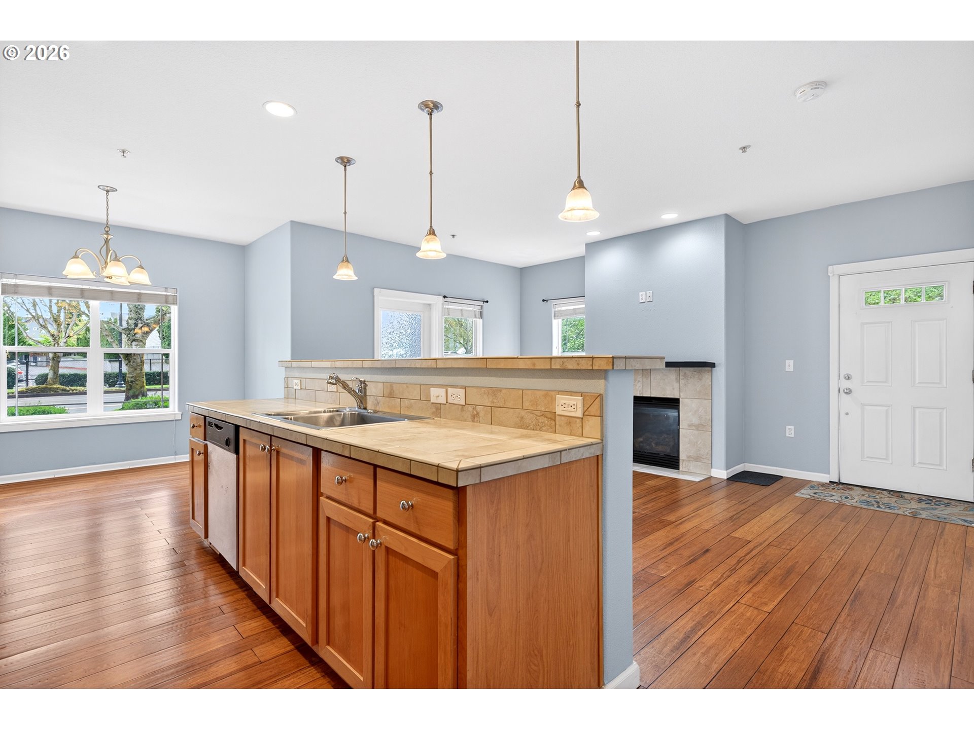 Photo #12: 673064992 Listing: Photo #12