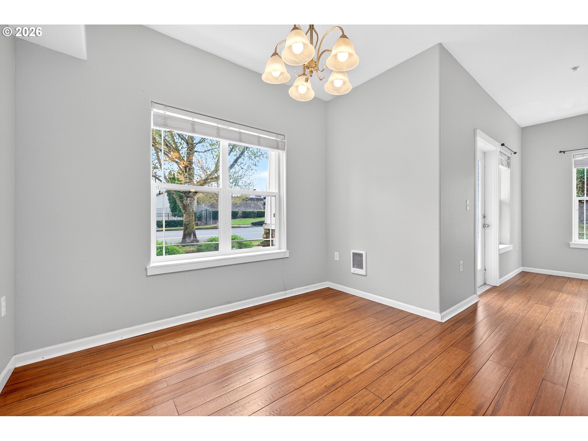 Photo #15: 673064992 Listing: Photo #15