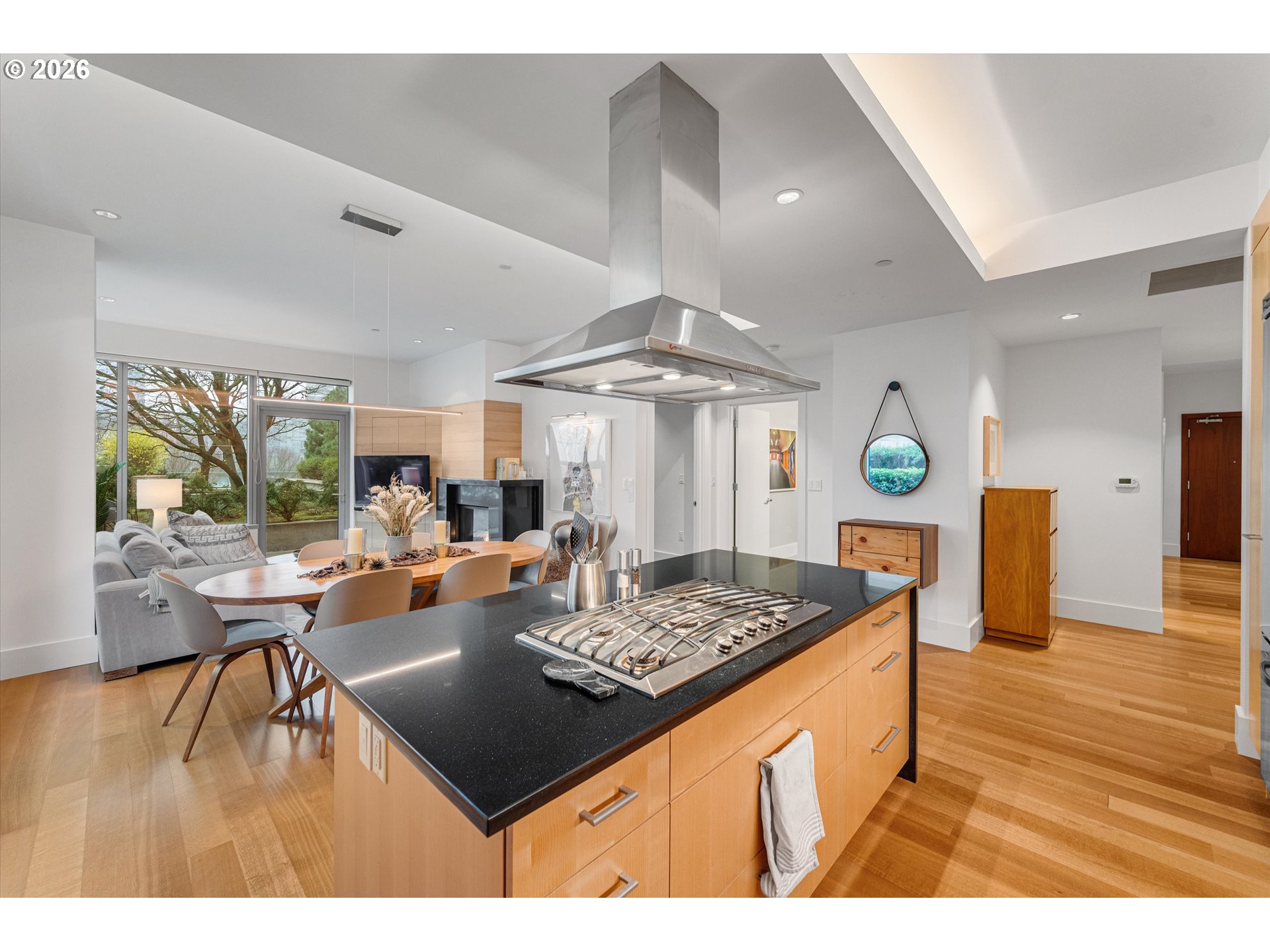 Photo #12: 673099832 Listing: Photo #12