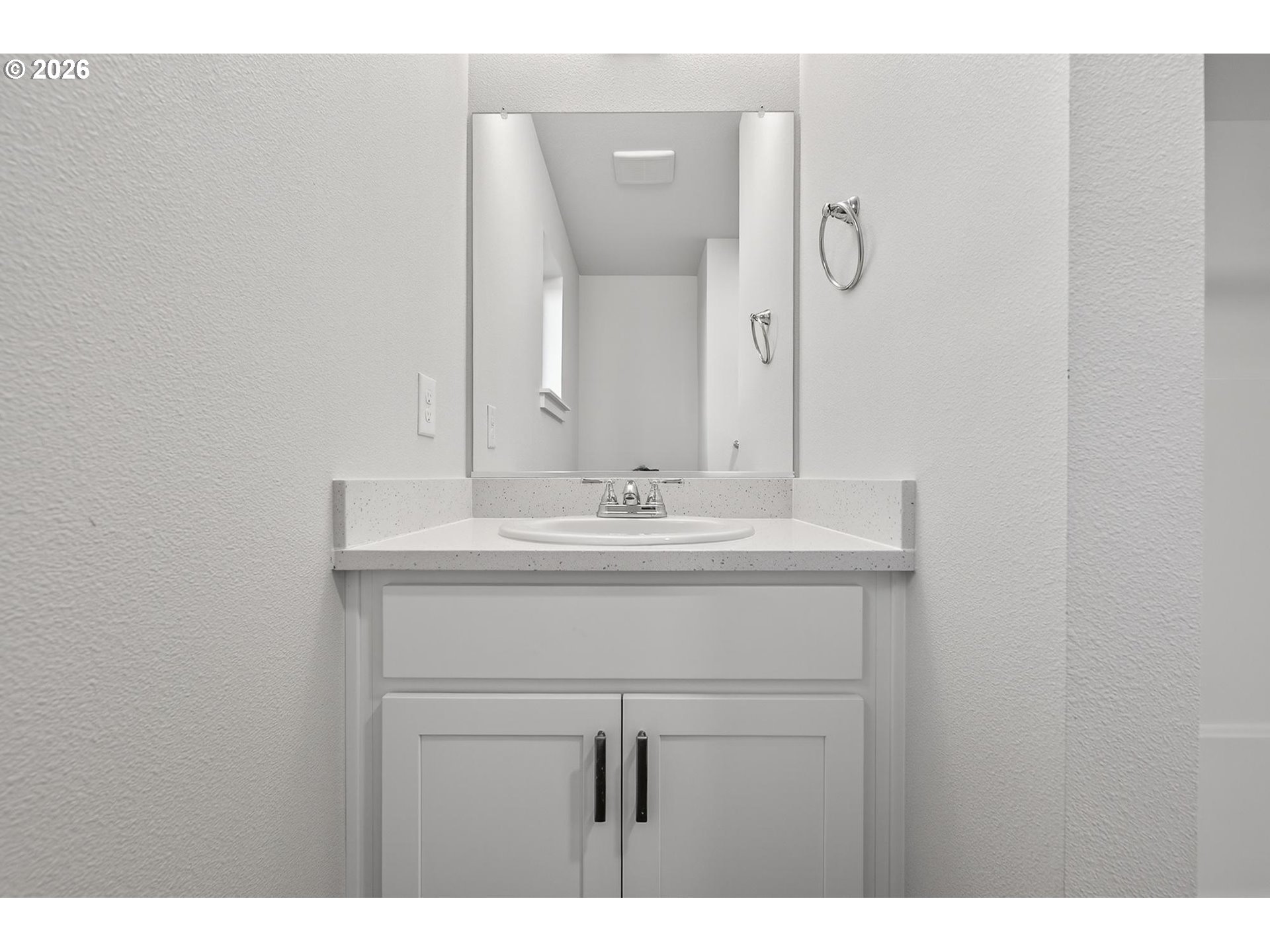 Photo #19: 673474911 Listing: Photo #19