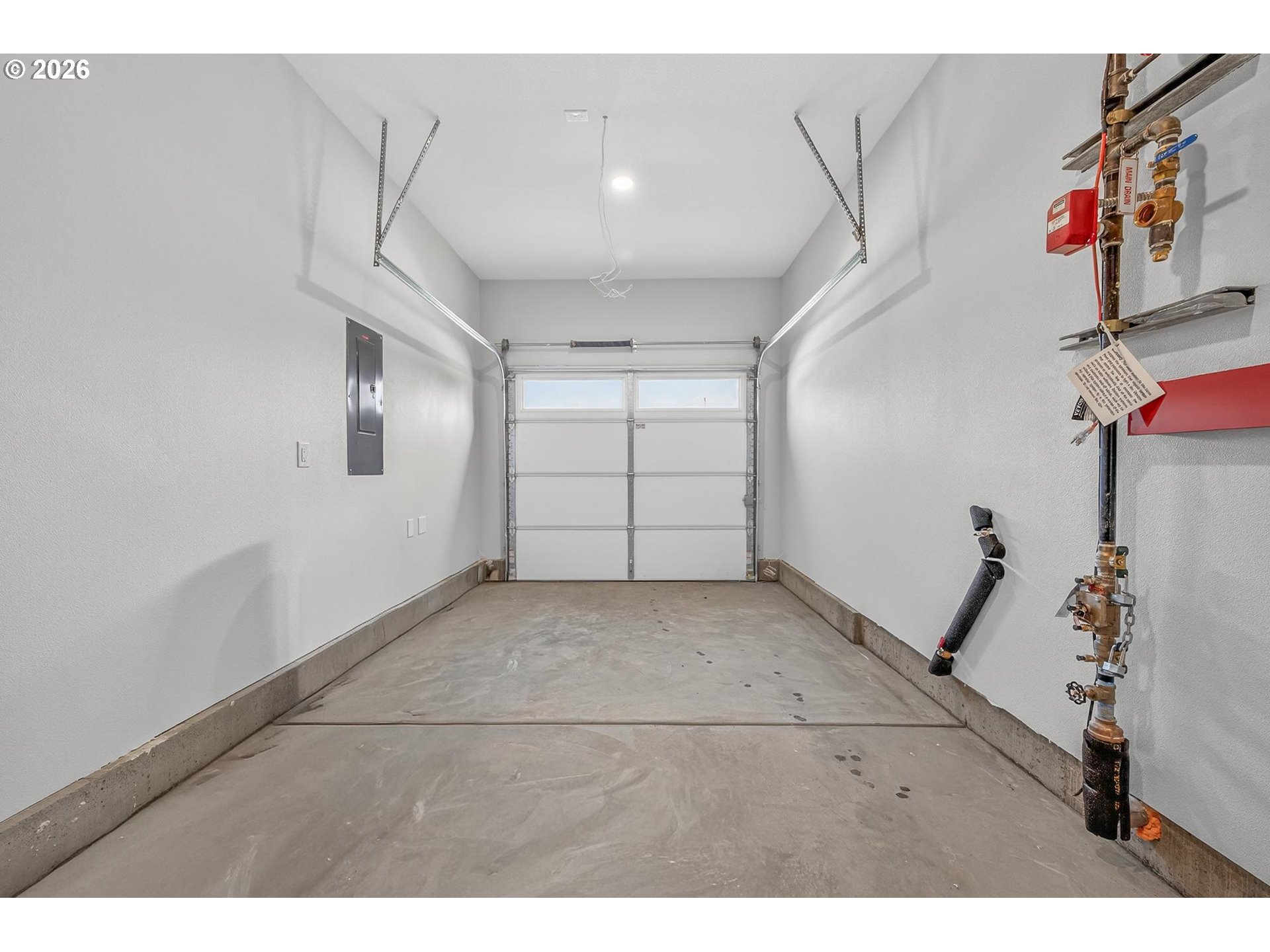 Photo #4: 673474911 Listing: Photo #4