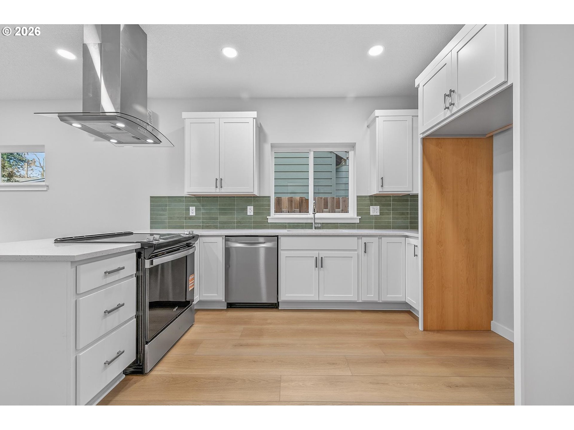 Photo #6: 673474911 Listing: Photo #6