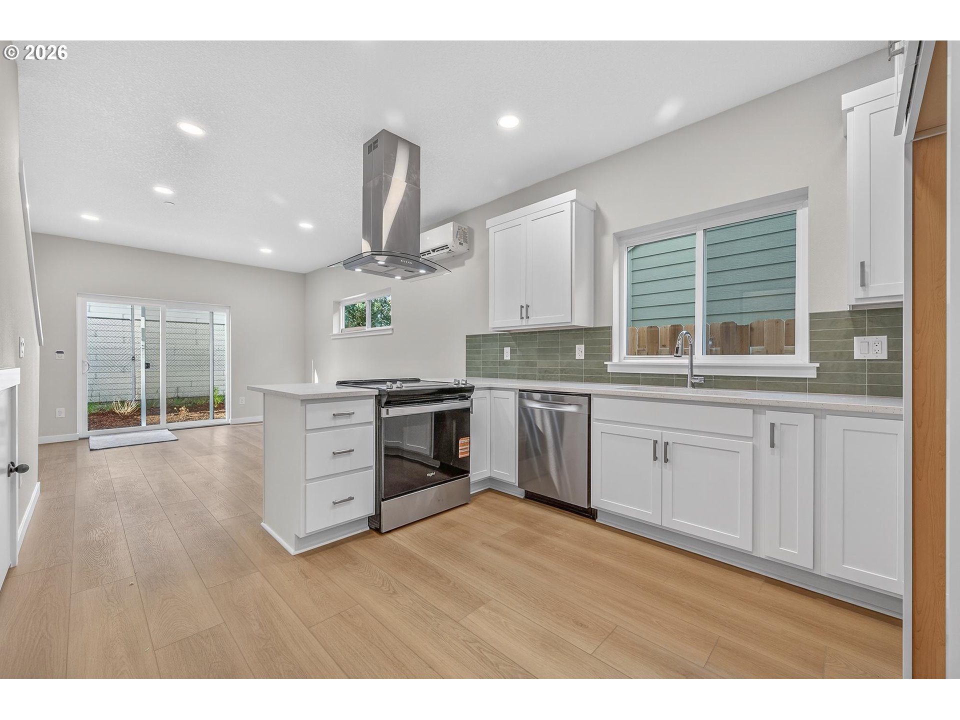 Photo #7: 673474911 Listing: Photo #7