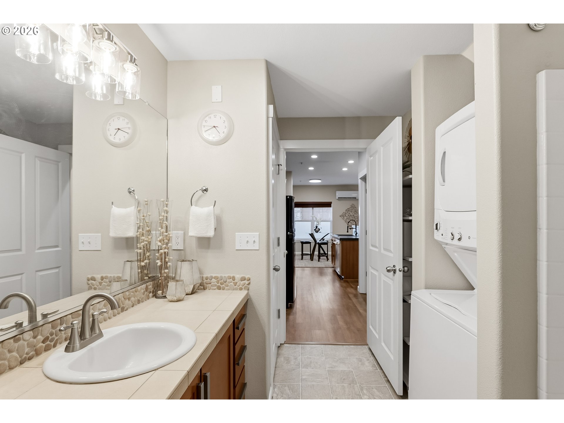 Photo #17: 673570283 Listing: Photo #17