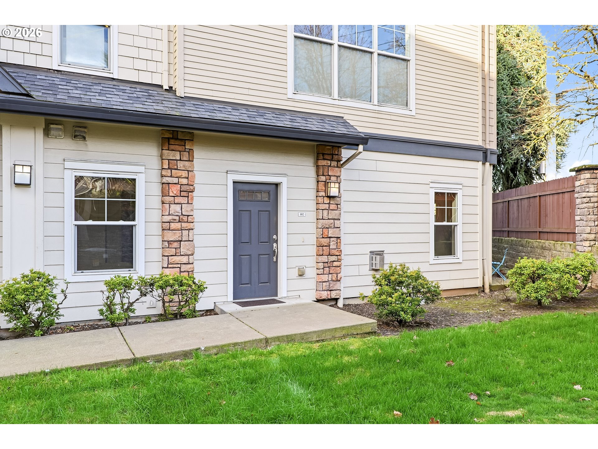 Photo #3: 673570283 Listing: Photo #3