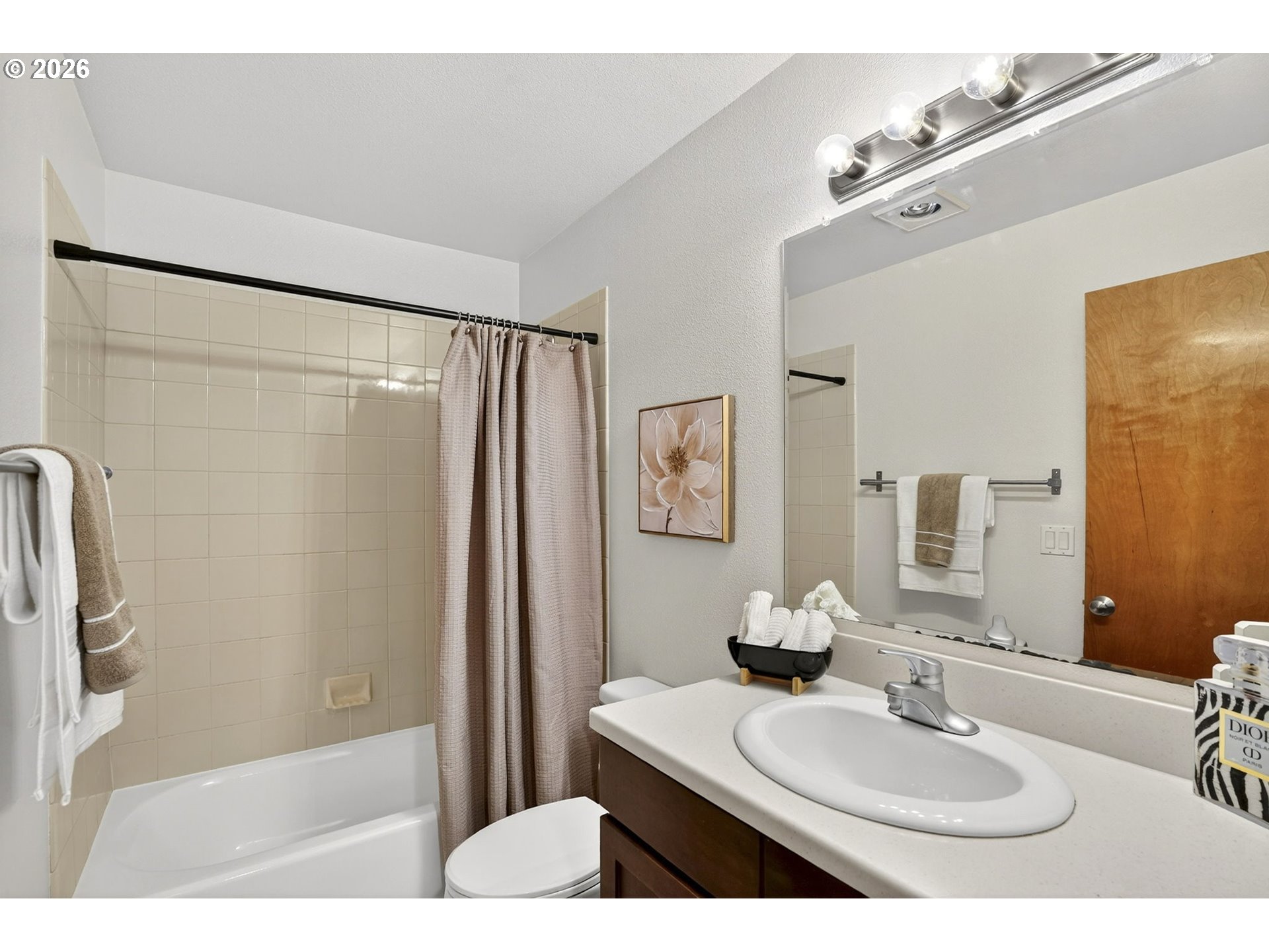 Photo #15: 673924571 Listing: Photo #15