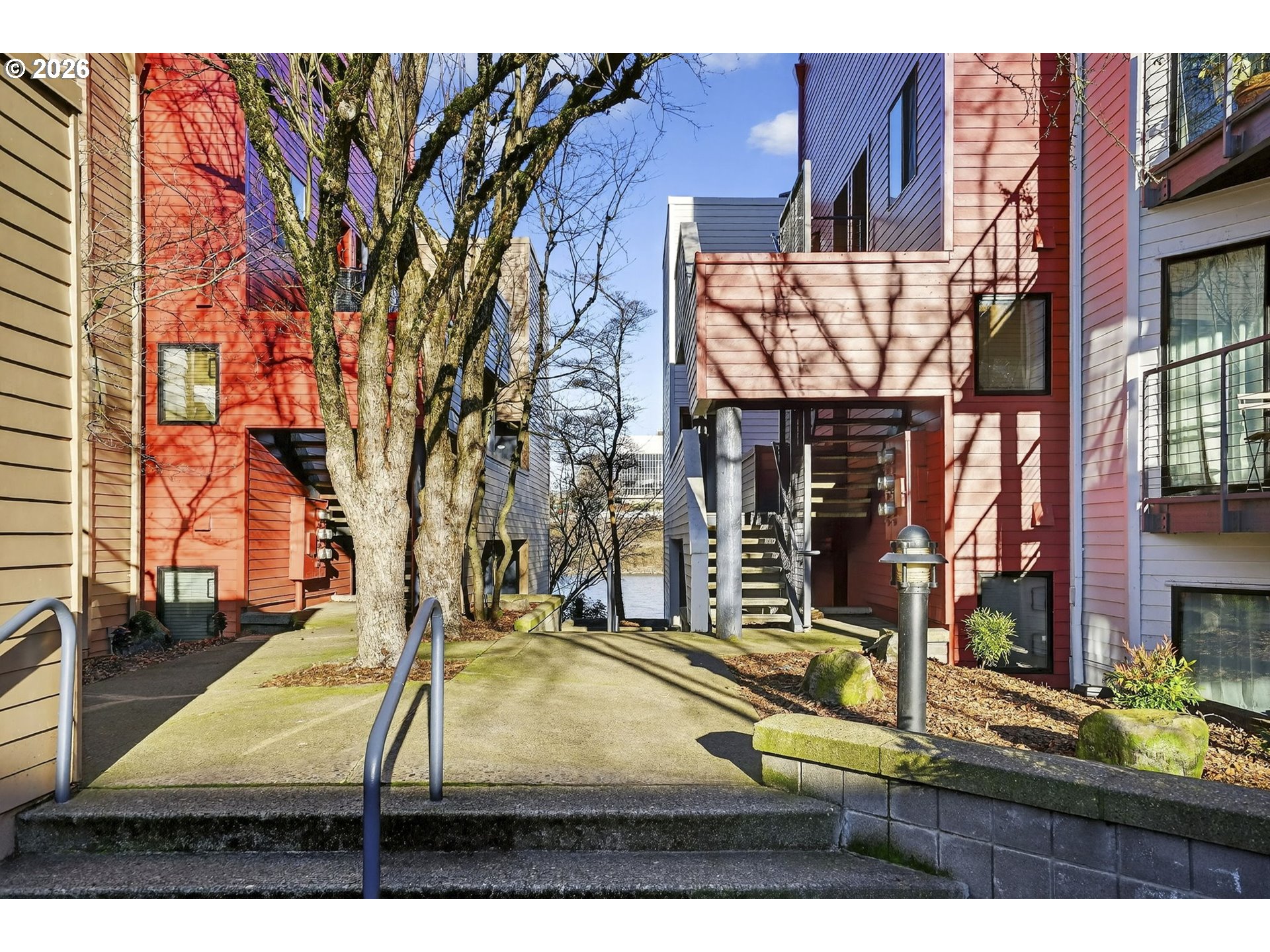 Photo #16: 673924571 Listing: Photo #16