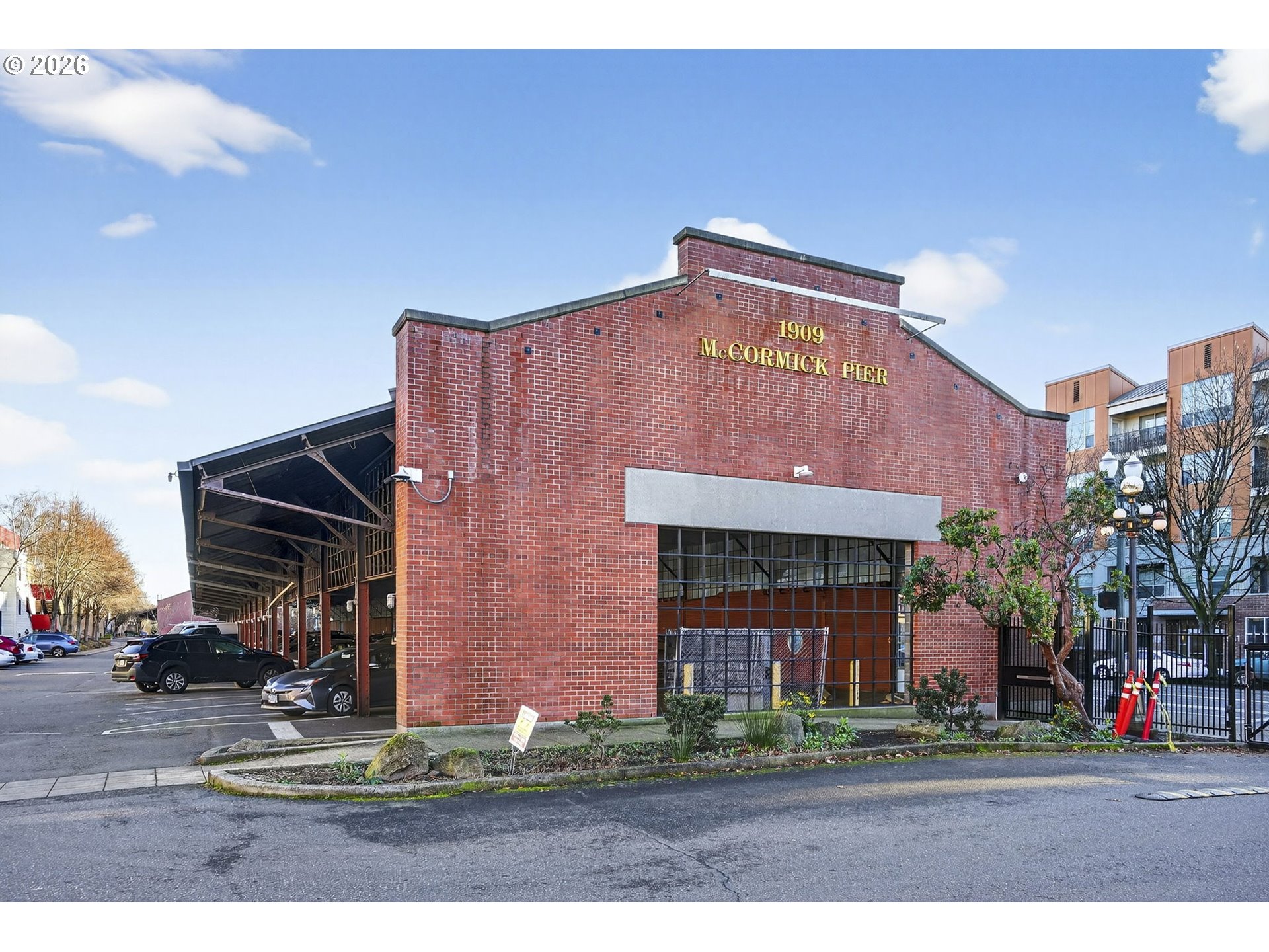 Photo #23: 673924571 Listing: Photo #23