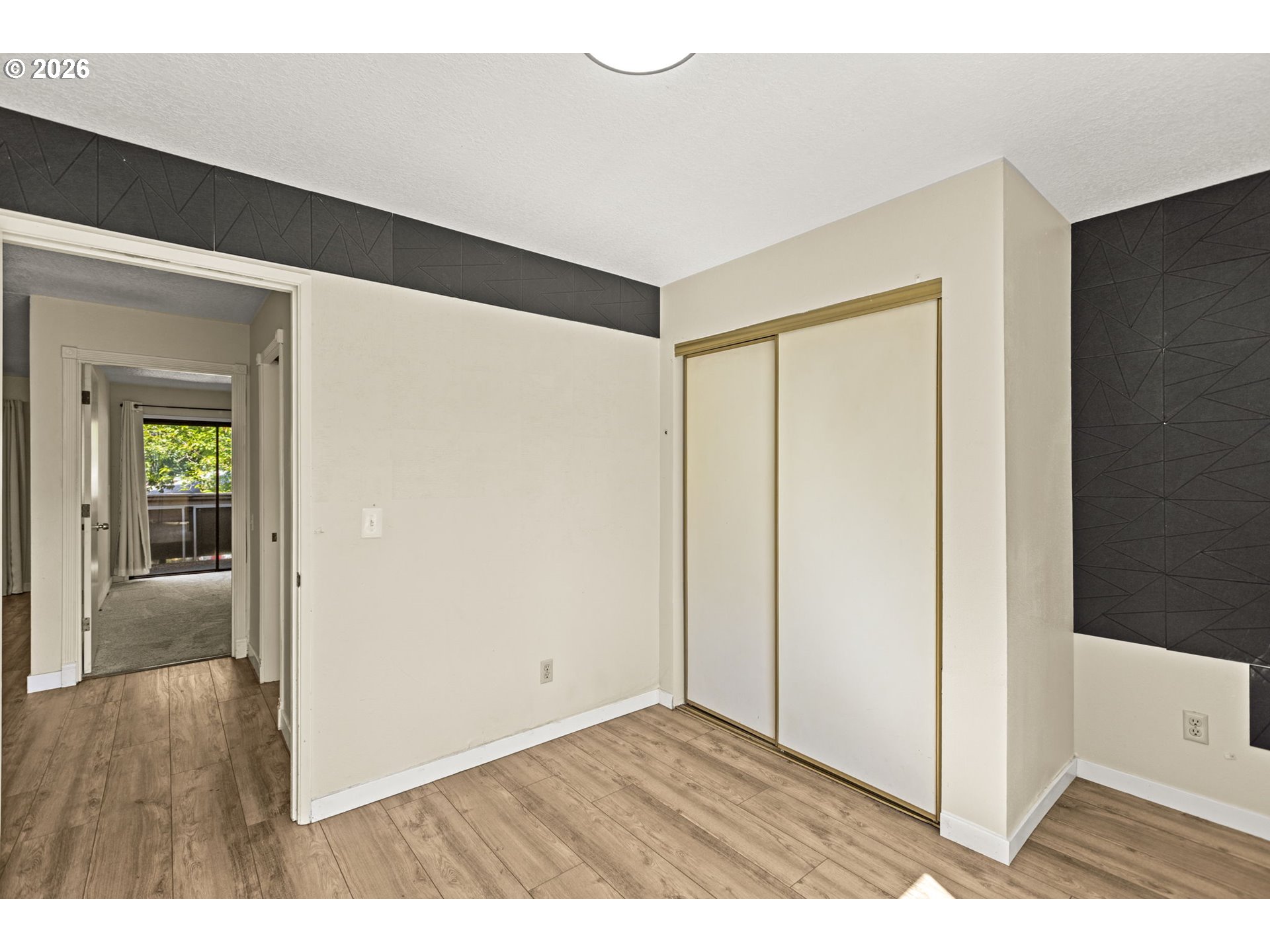 Photo #10: 674121089 Listing: Photo #10