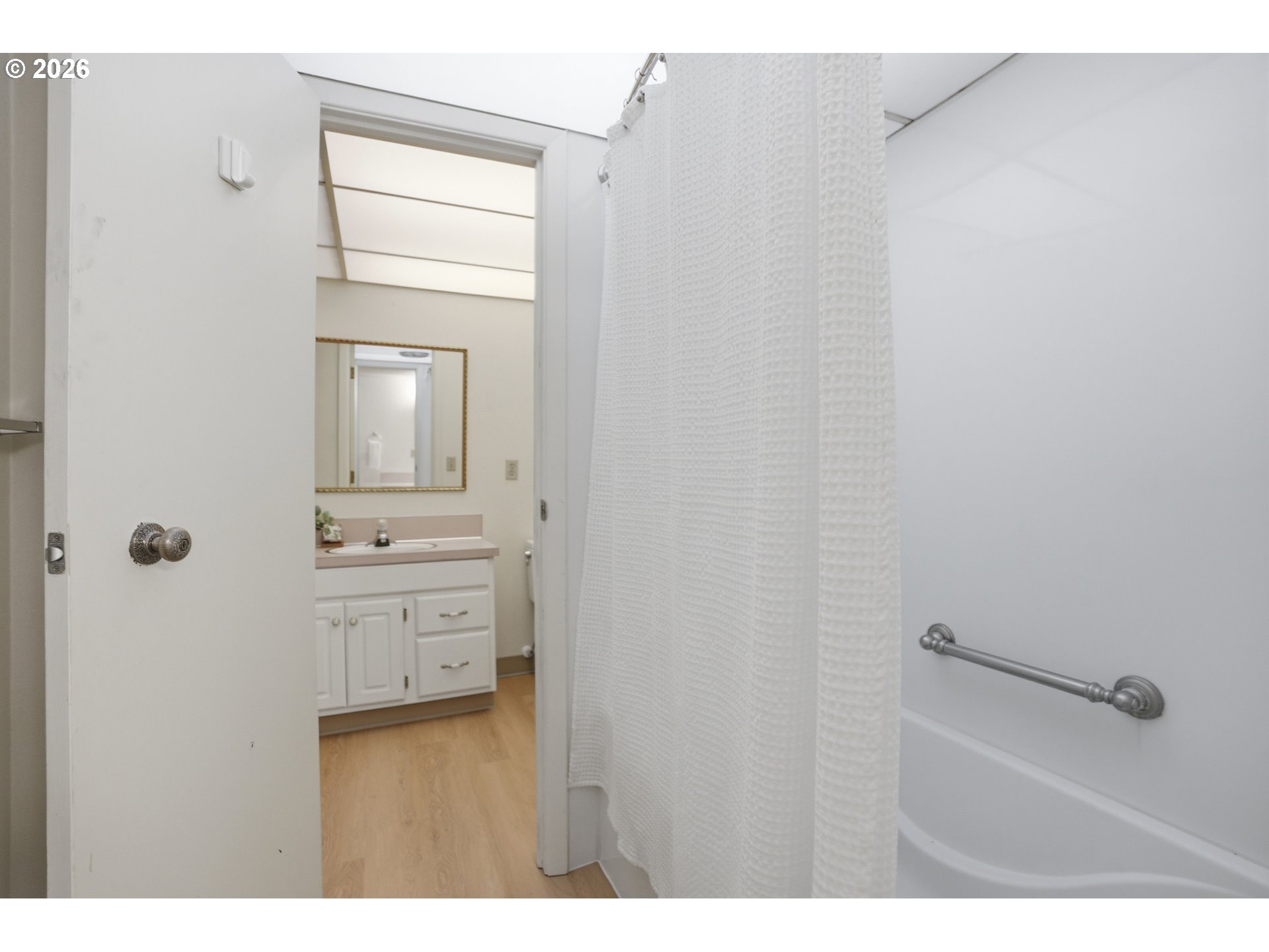 Photo #9: 674212305 Listing: Photo #9