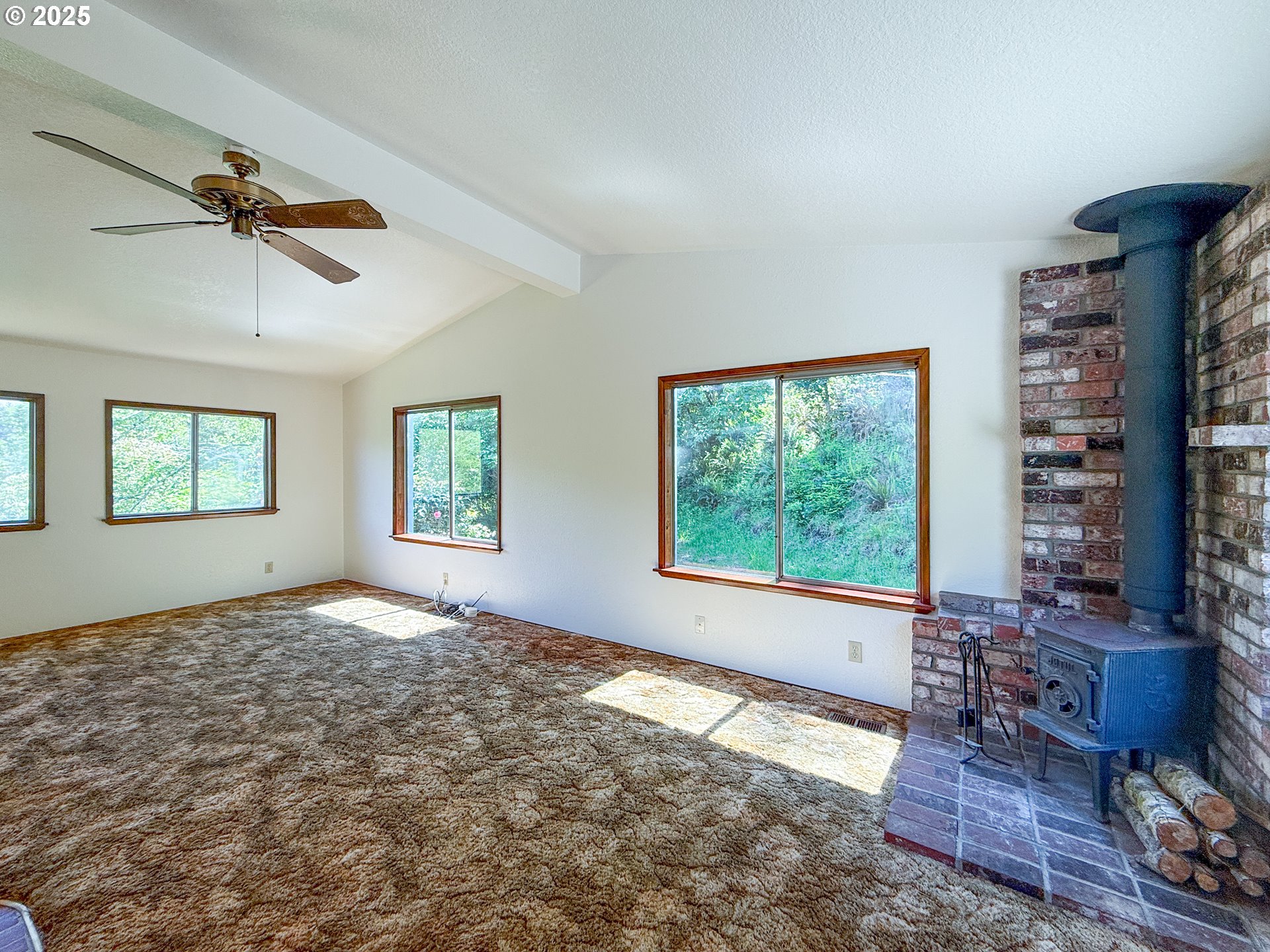 96134 FOXGLOVE WAY, Brookings, OR, 97415