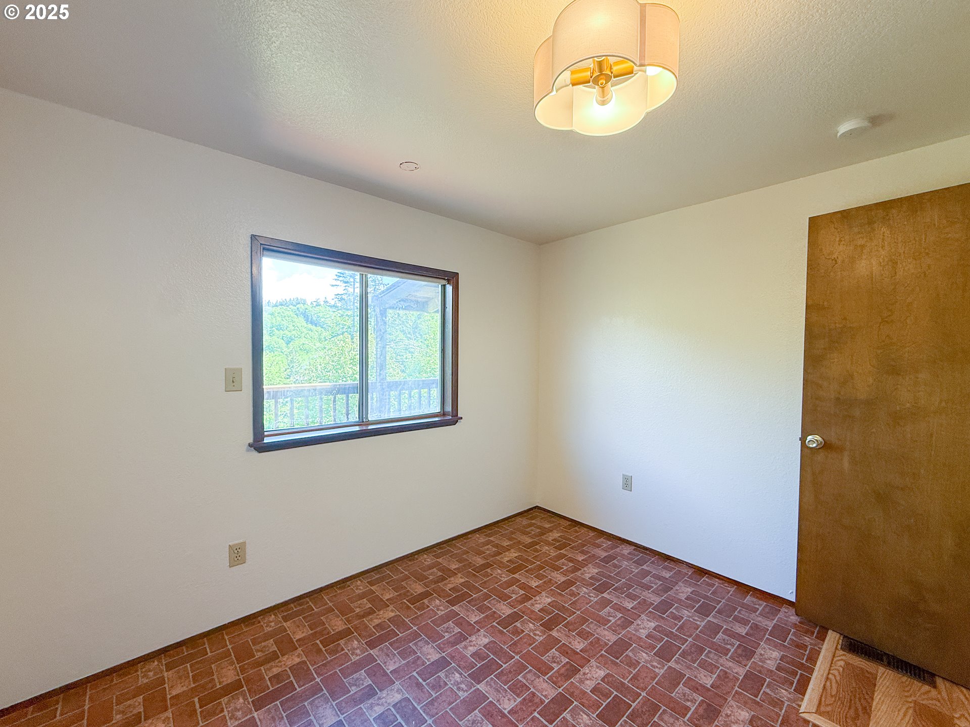 96134 FOXGLOVE WAY, Brookings, OR, 97415