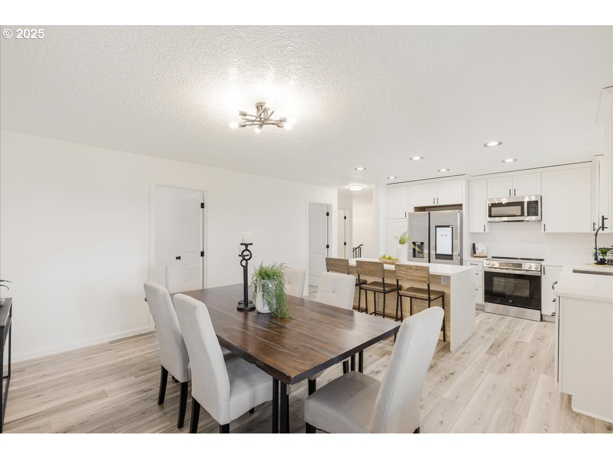 14041 NW MASON HILL RD, North Plains, OR, 97133