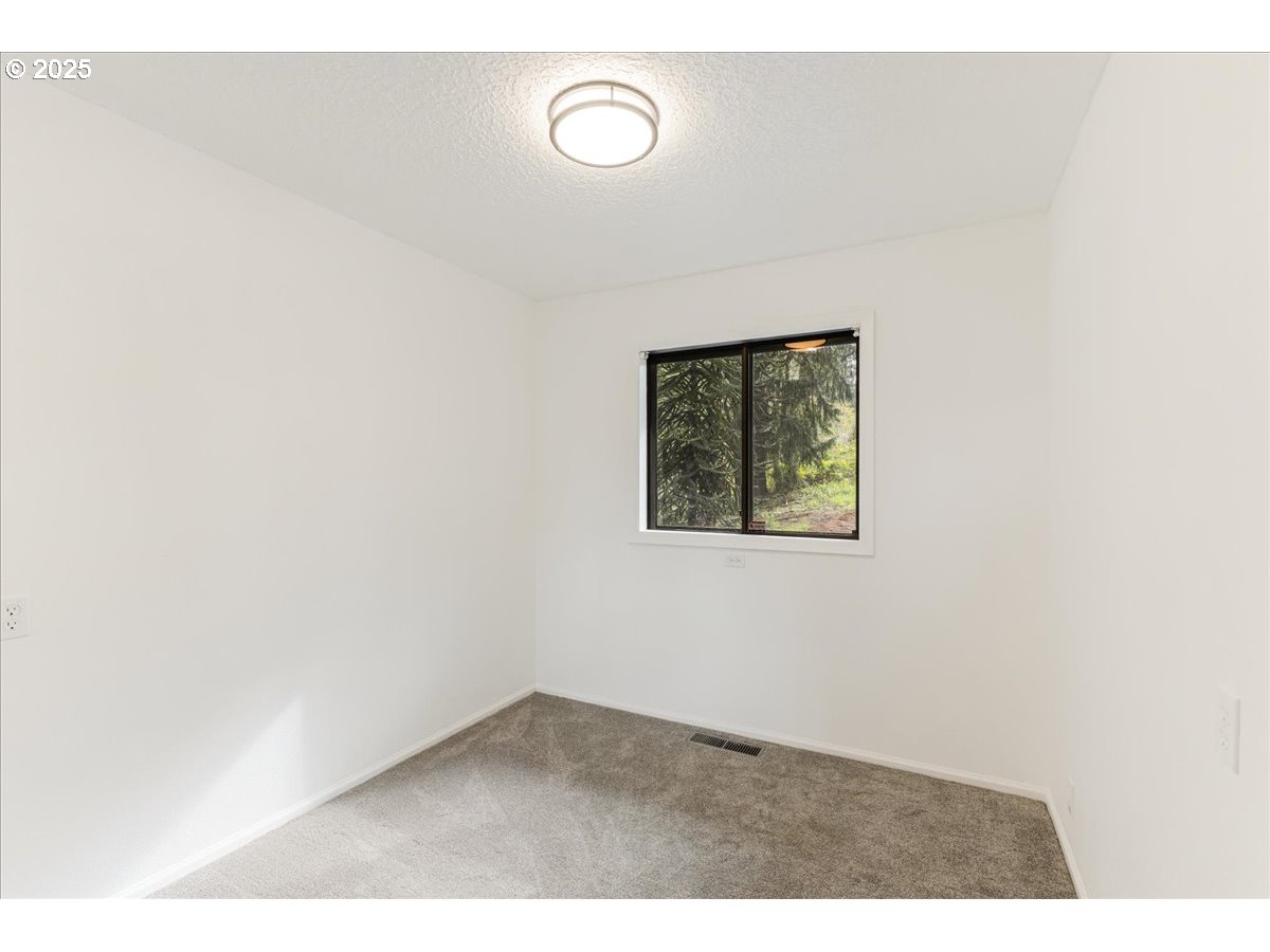 14041 NW MASON HILL RD, North Plains, OR, 97133