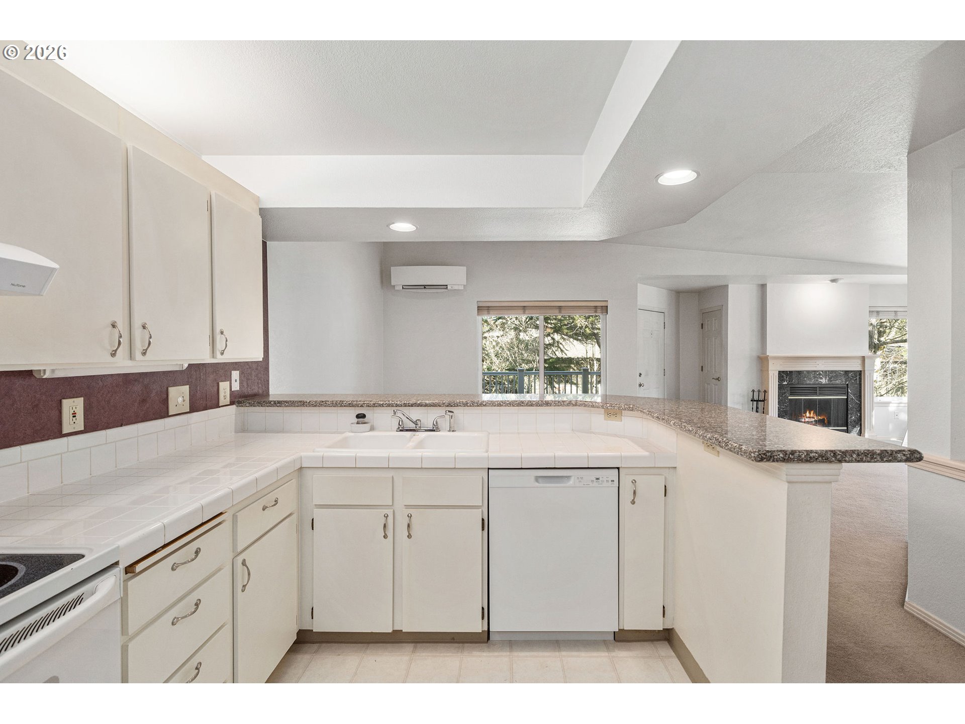 Photo #20: 676026952 Listing: Photo #20