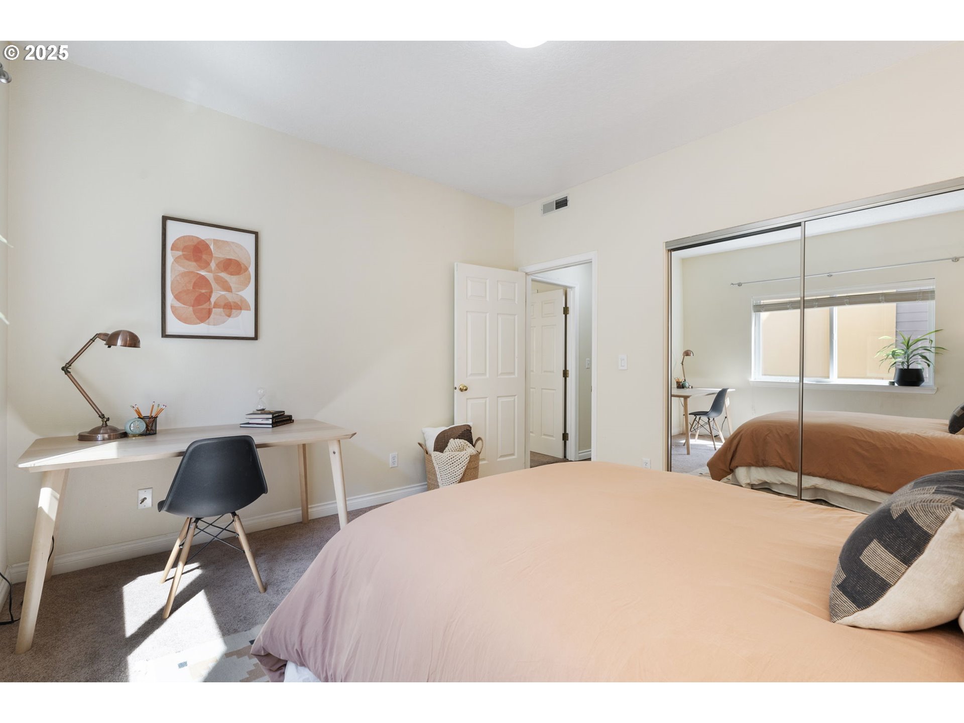 Photo #21: 676117326 Listing: Photo #21