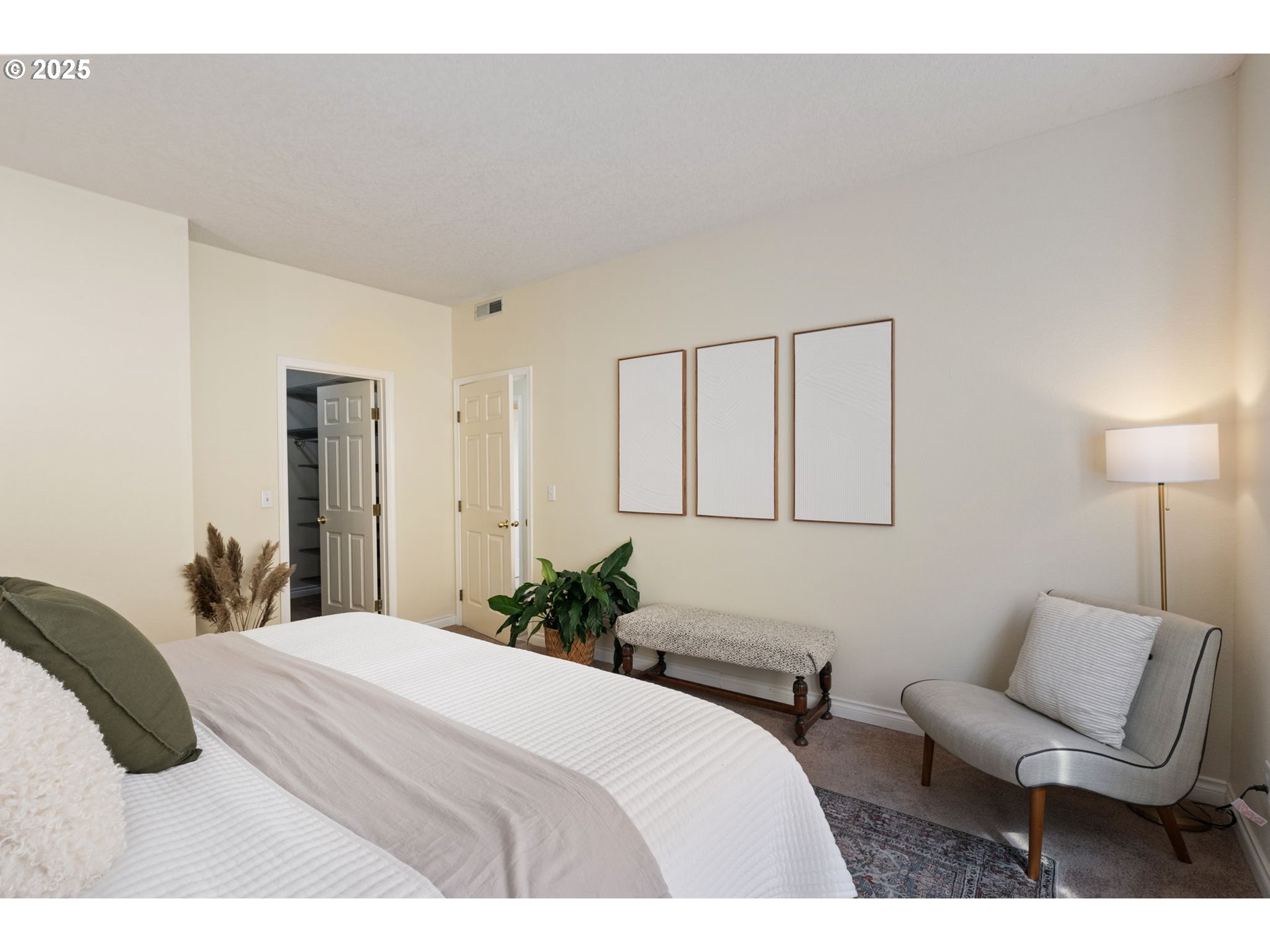 Photo #23: 676117326 Listing: Photo #23