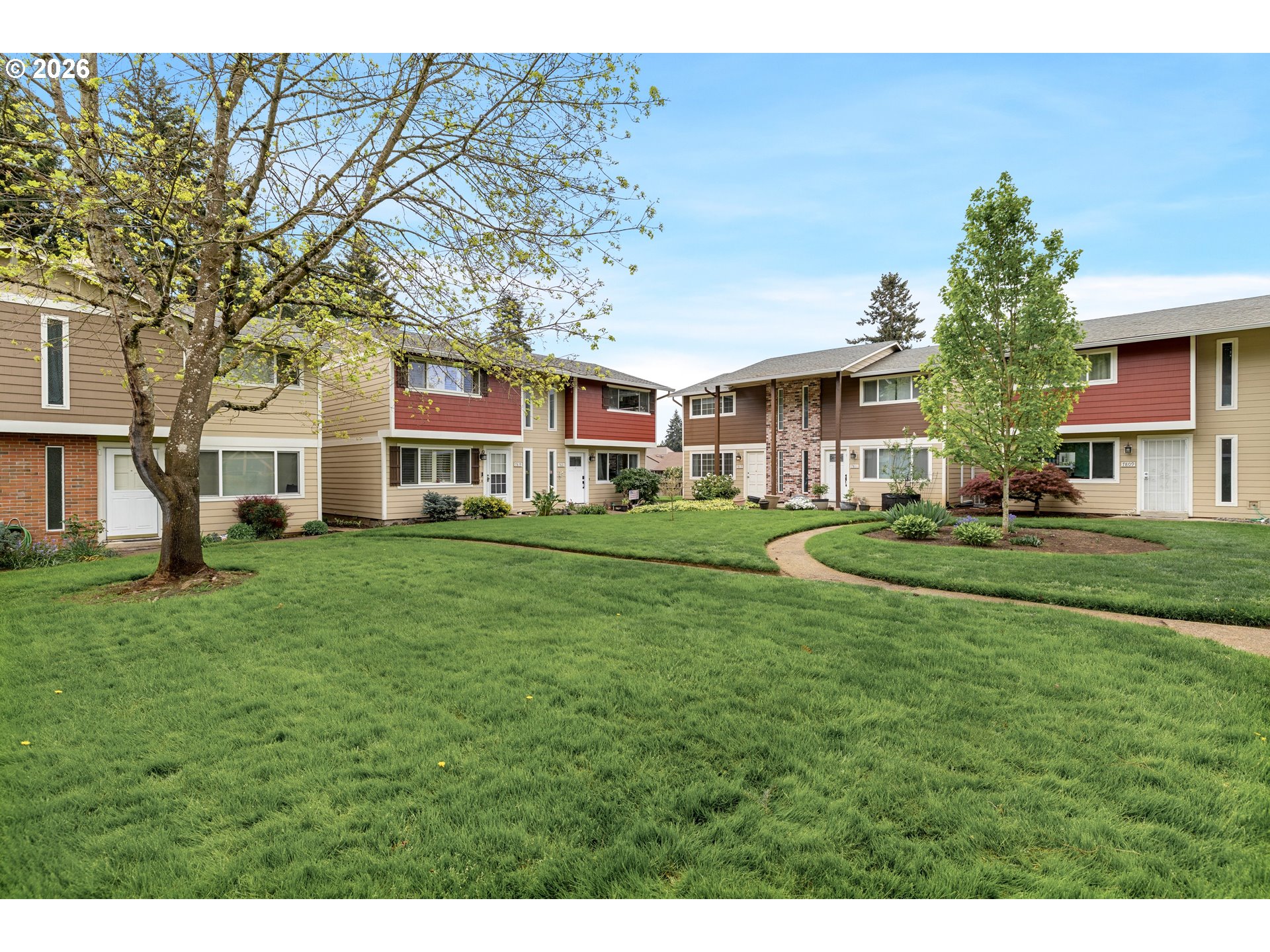 Photo #8: 676144547 Listing: Photo #8